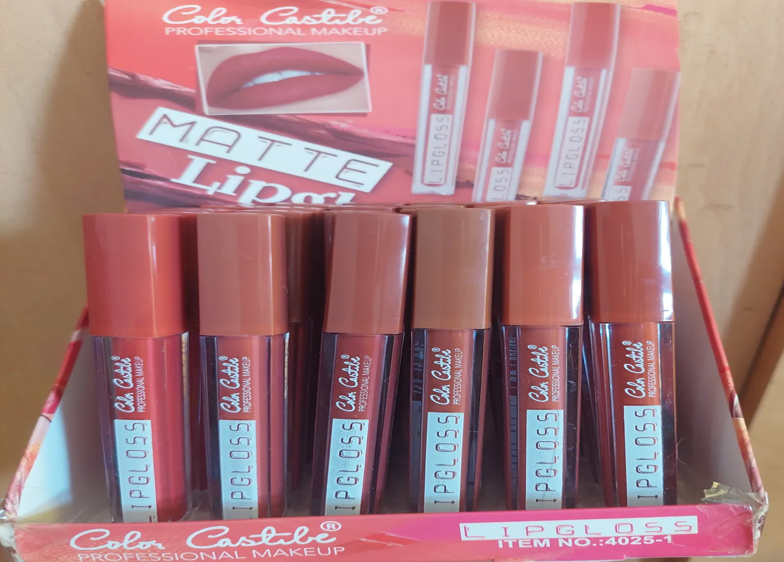 Labial matte