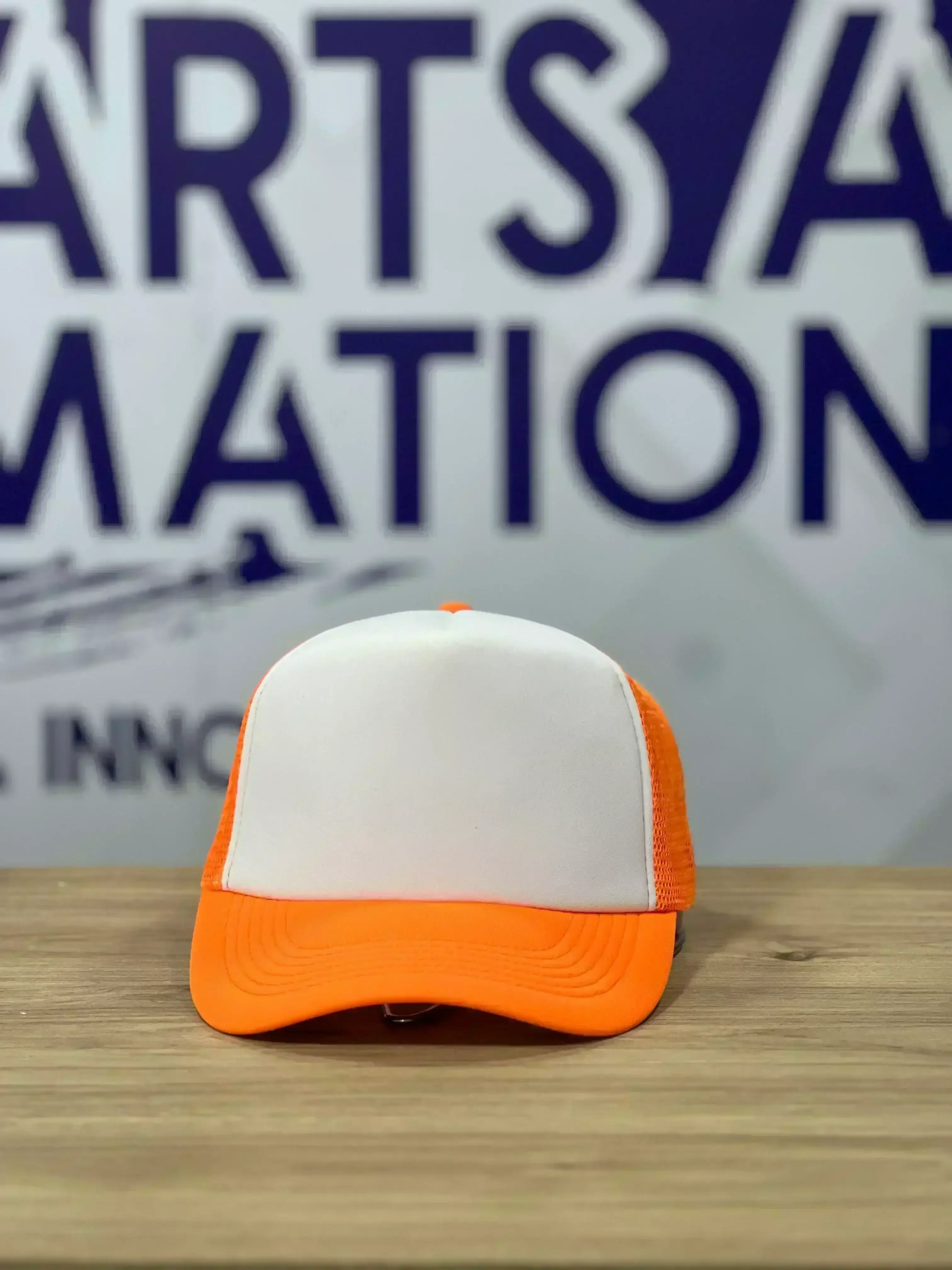 GORRA EN MALLA FRENTE BLANCO 2