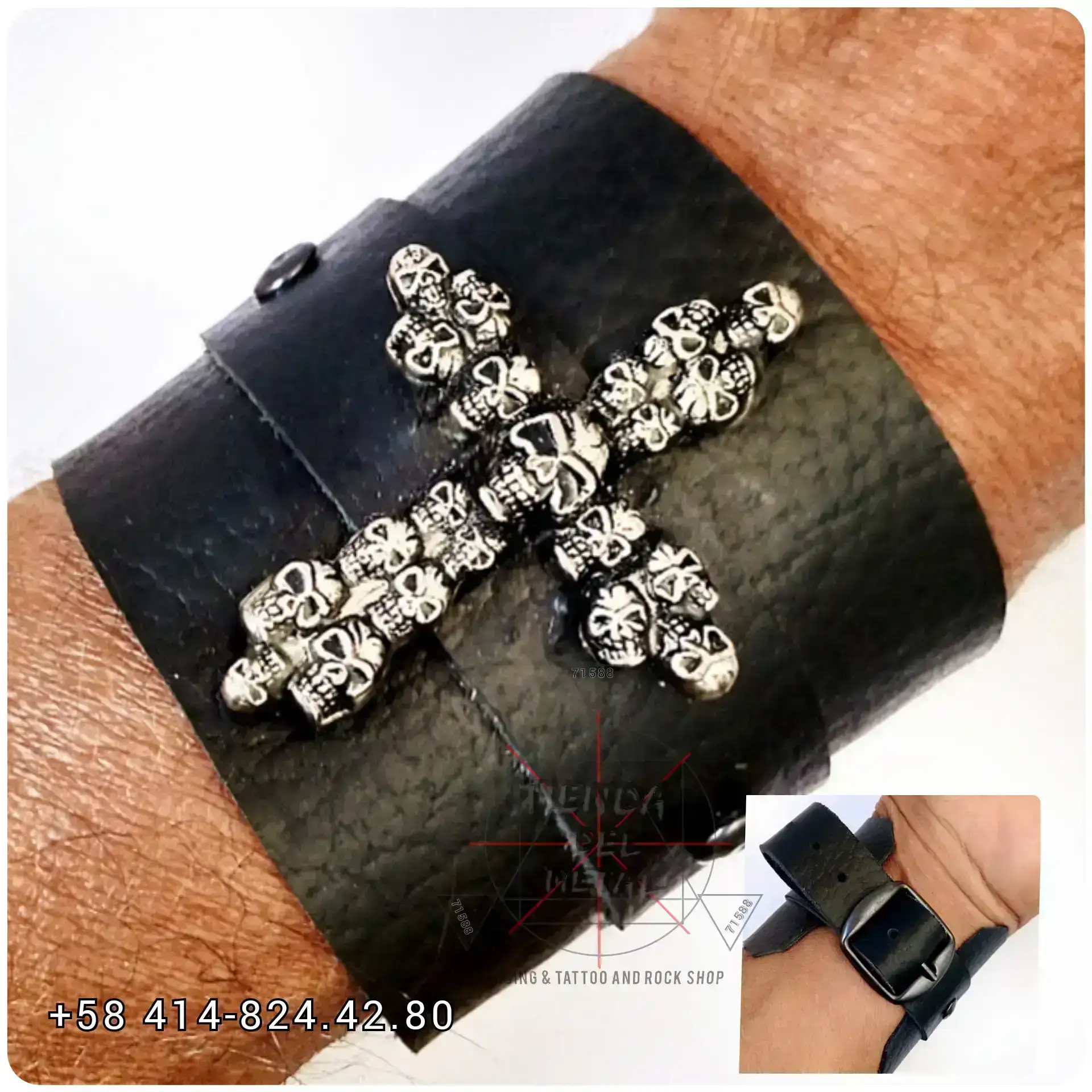 Muñequera Cruz con Calaveras 