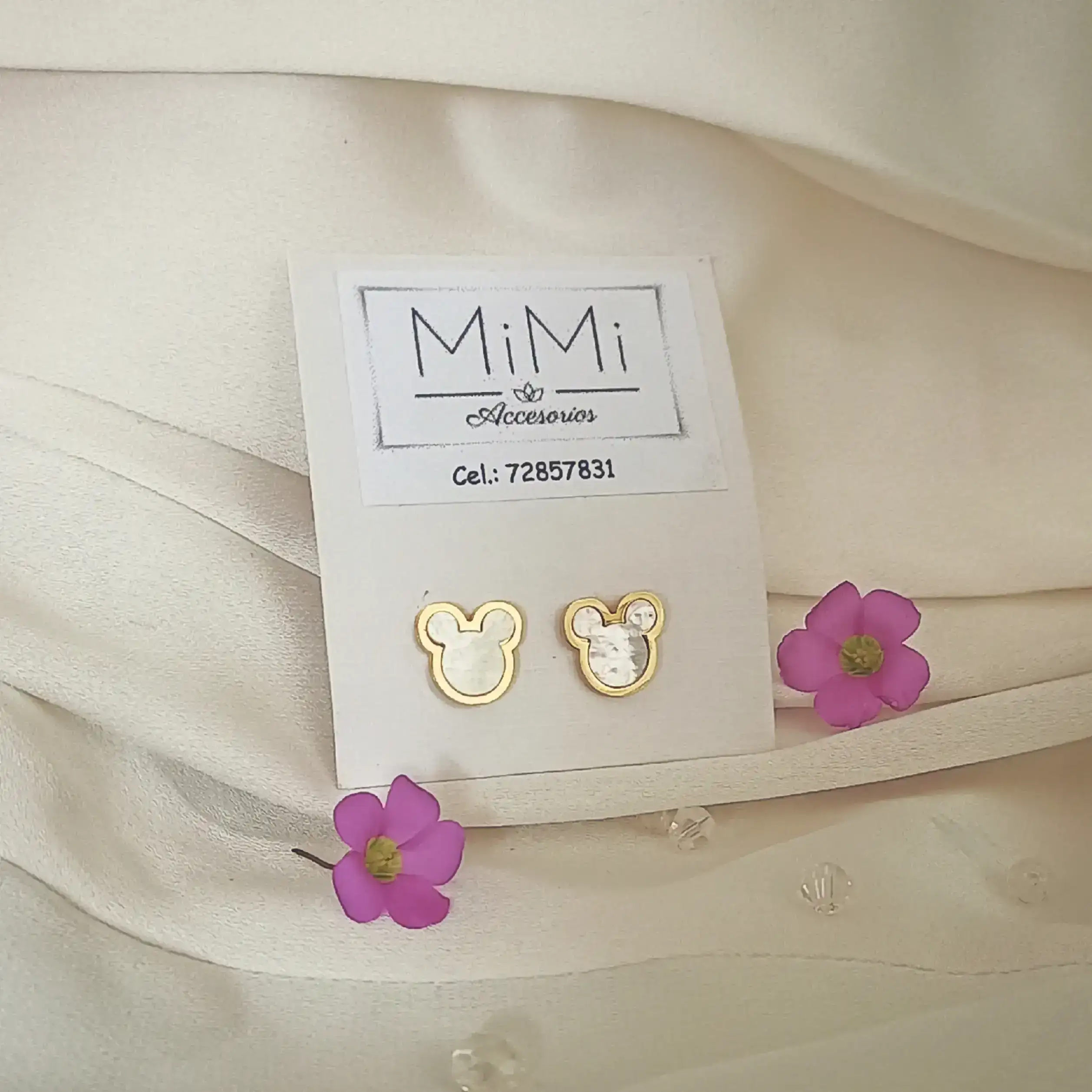 Aretes en piedra nácar en acero inoxidable Mickey