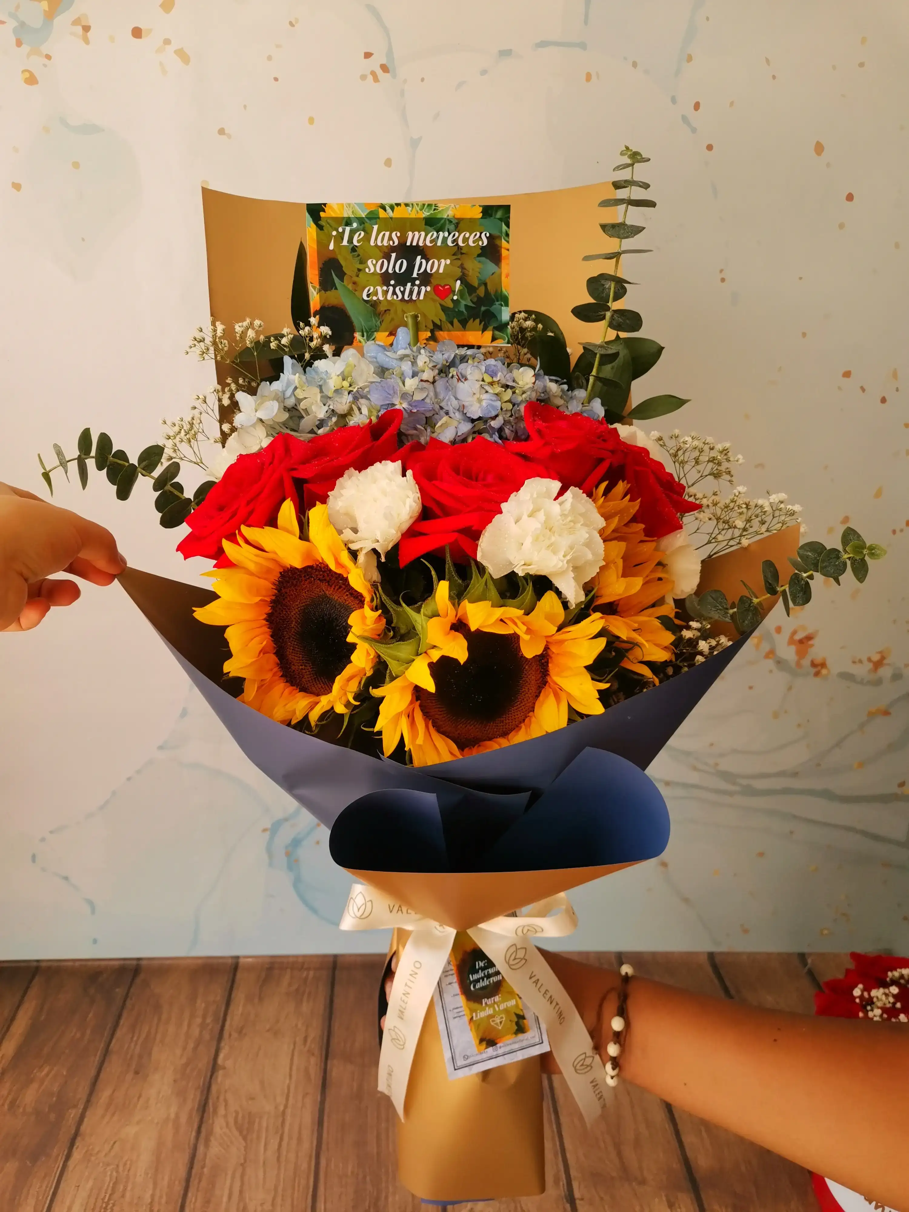 Bouquet Men 01