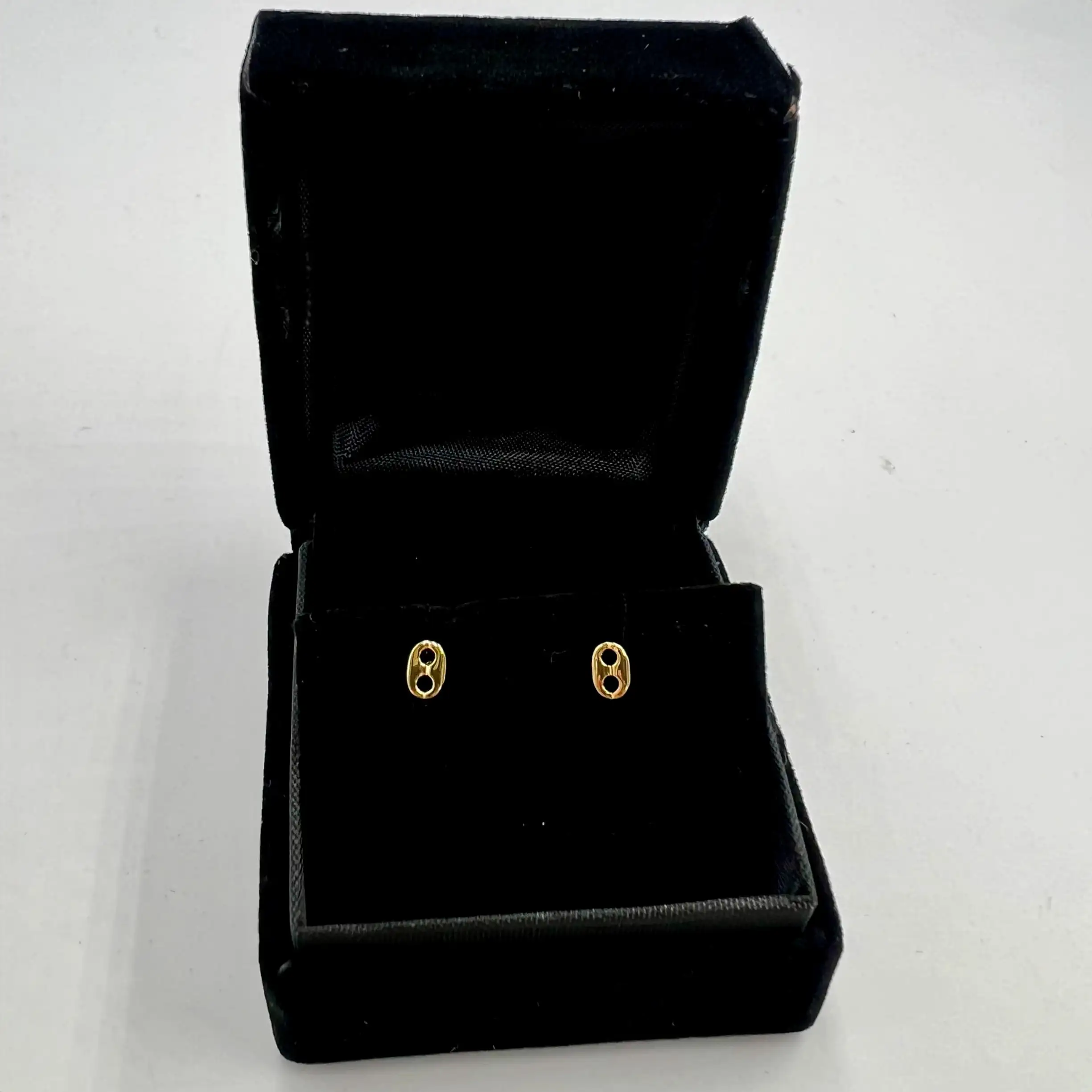 Arete Gucci Finito 3