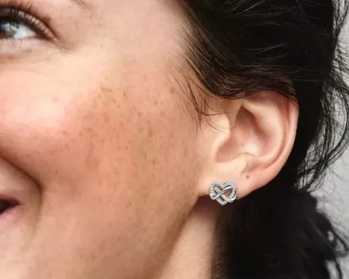 Pendientes Corazón Infinito  2