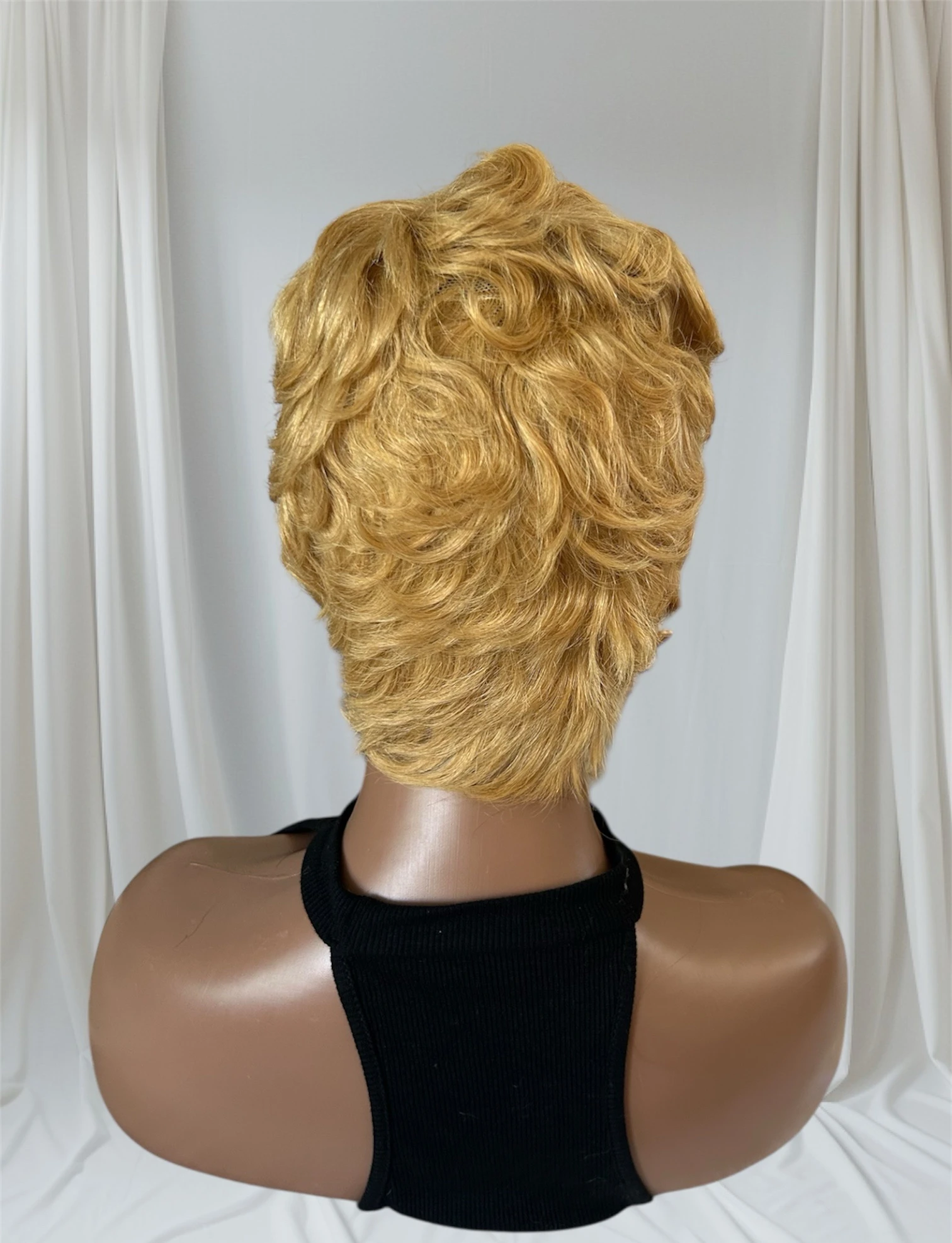 Peluca cabello humano pixie Rubia  2