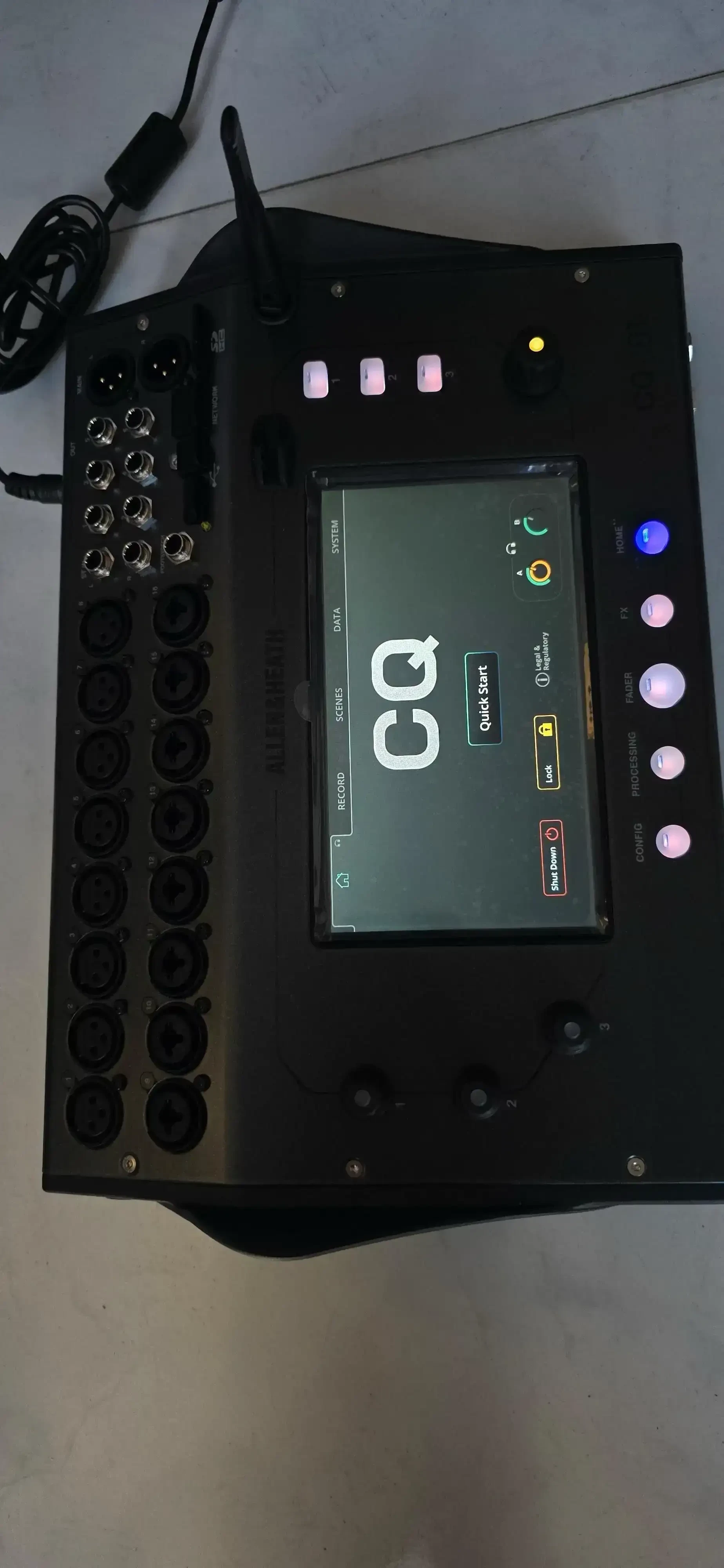 HALLEN & HEATH CQ-18T