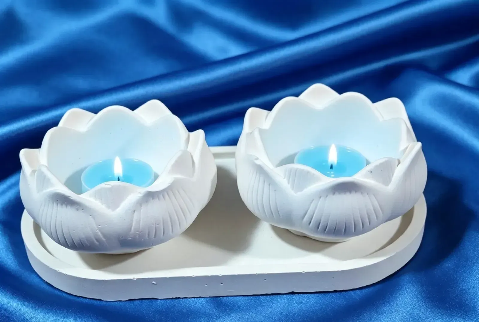 Velas en flor de loto