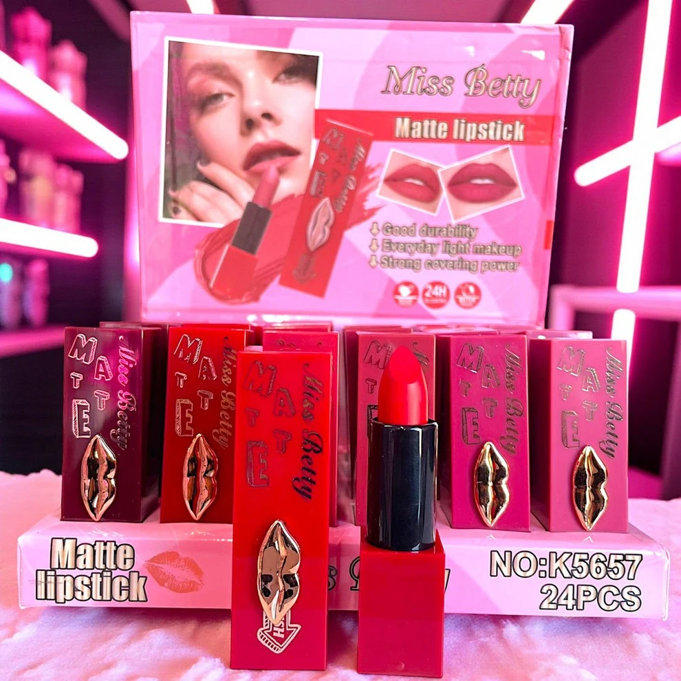 Set 6 Labiales en Barra kiss  3