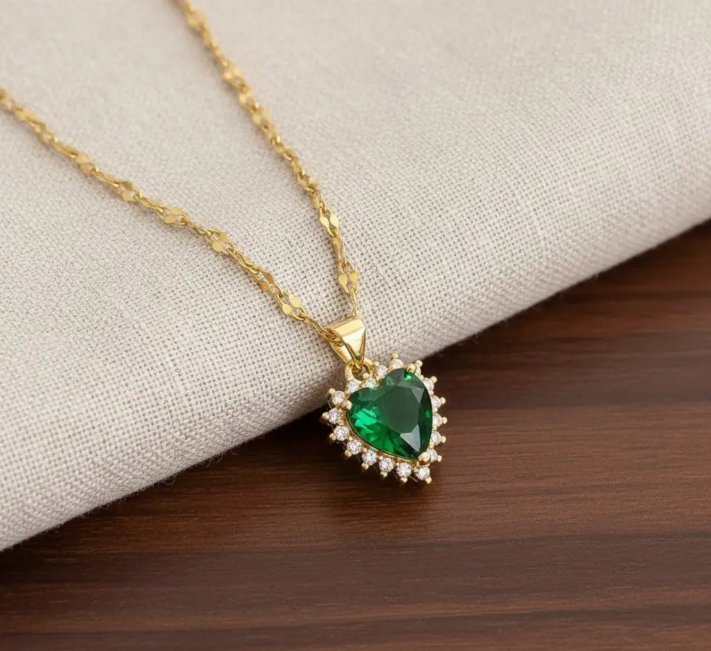 Cadena Y Dije En Acero Con Piedra Circon De Corazon Verde Esmeralda 4