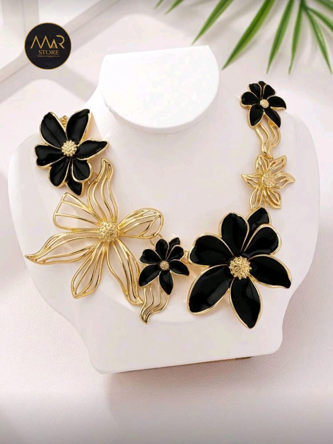 Collar elegante
