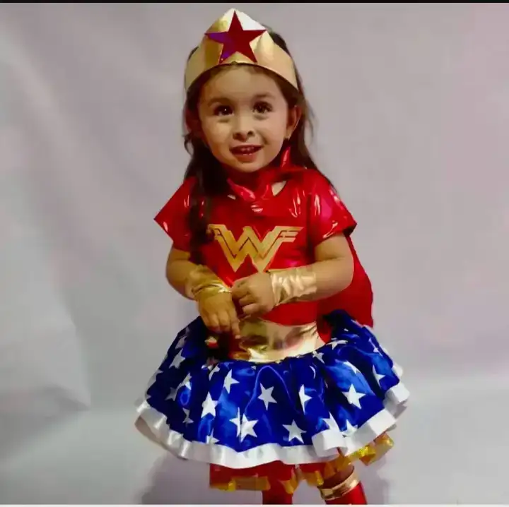 Disfraz niña mujer maravilla  3
