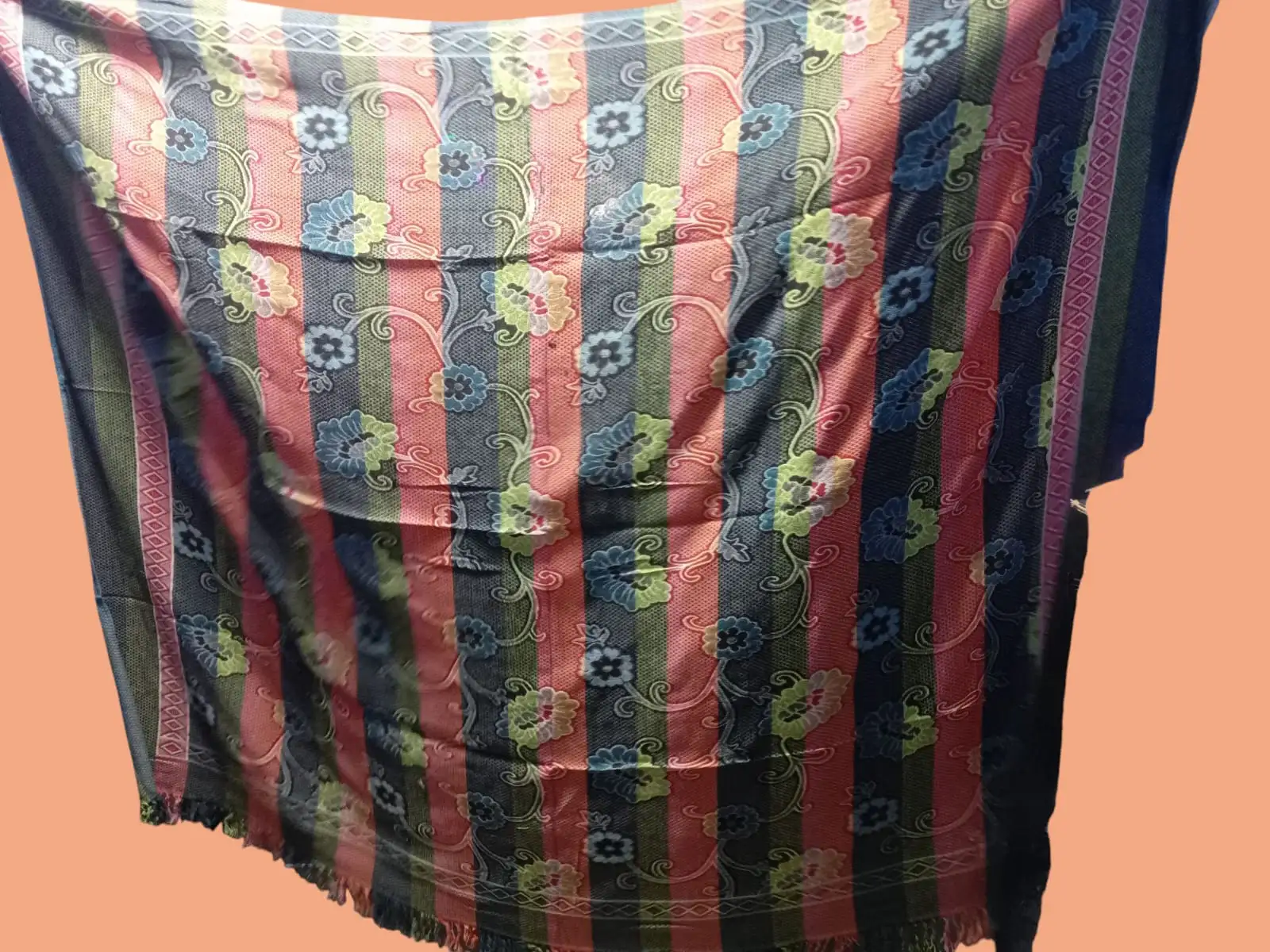 Cubrecama o chamarra de hilo 3