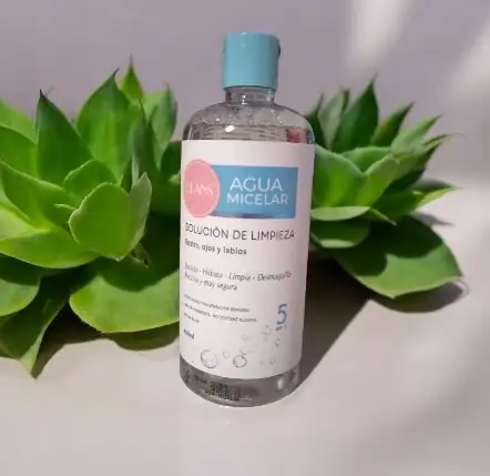 Agua miselar loción de limpieza 