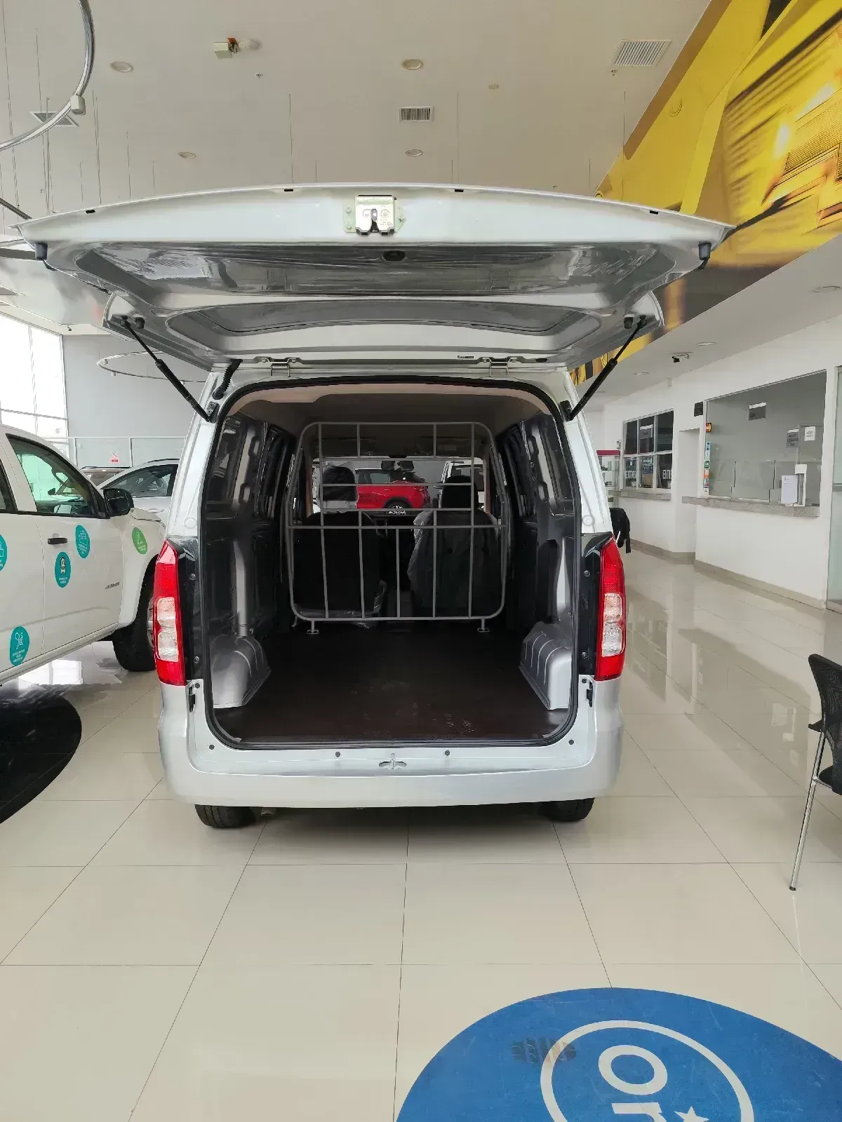CHEVROLET N400 MAX FULL GASOLINA  4