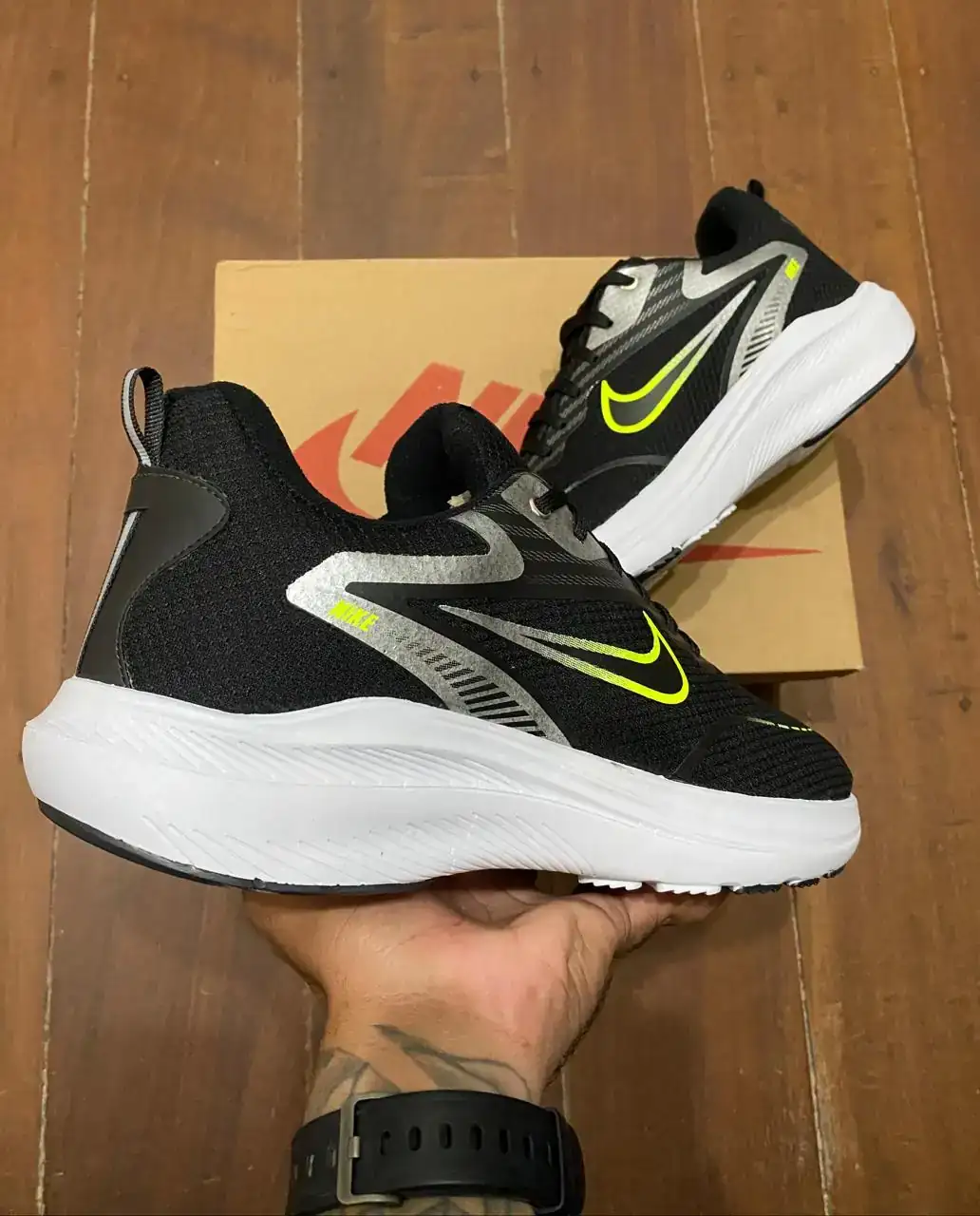 TÊNIS NIKE ZOM X 2