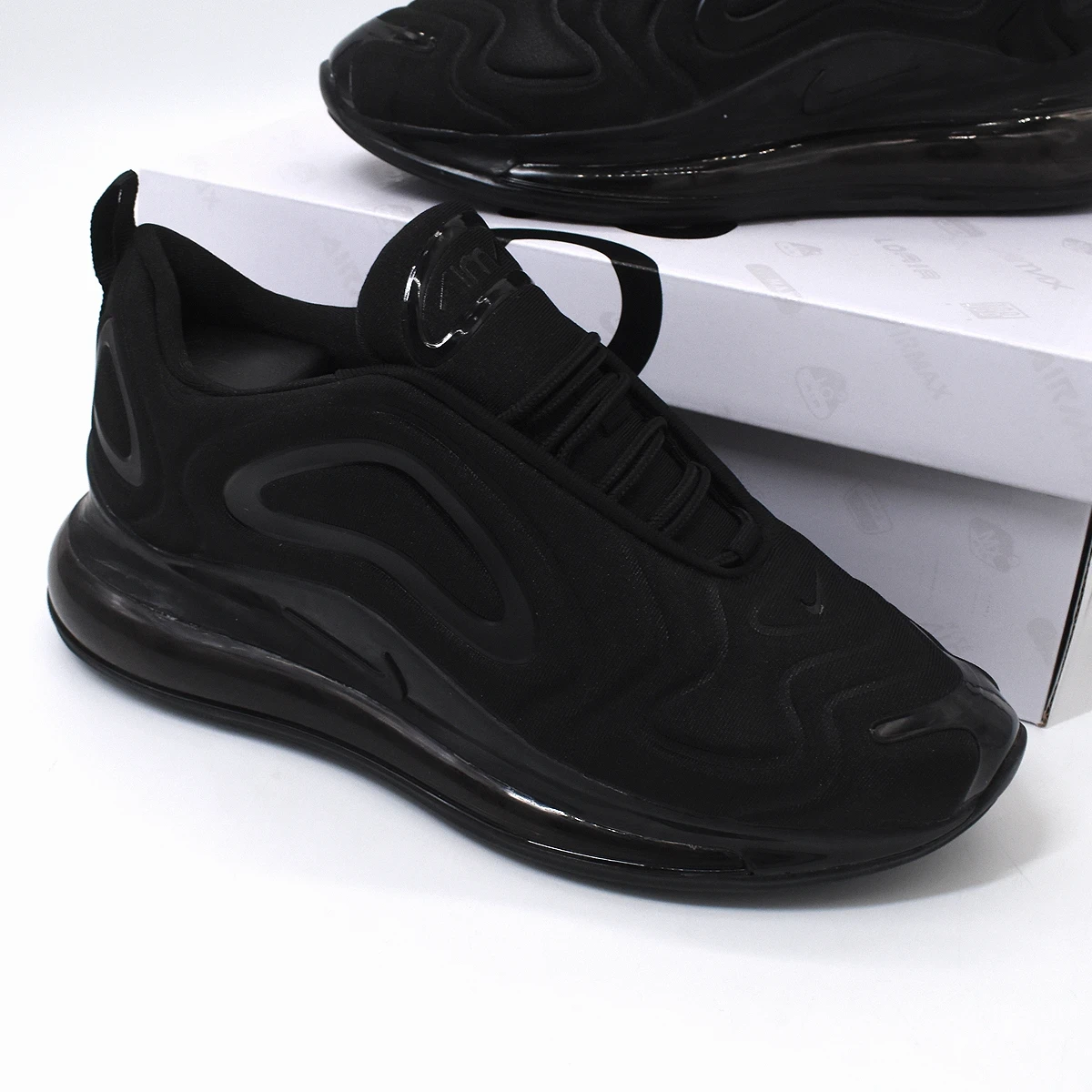 Tenis NIKE 720 2