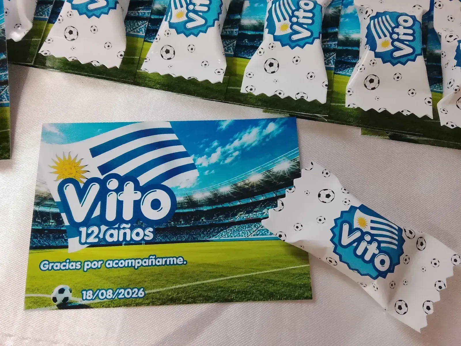 Caramelos con tarjeta pack por 50 unidades  2