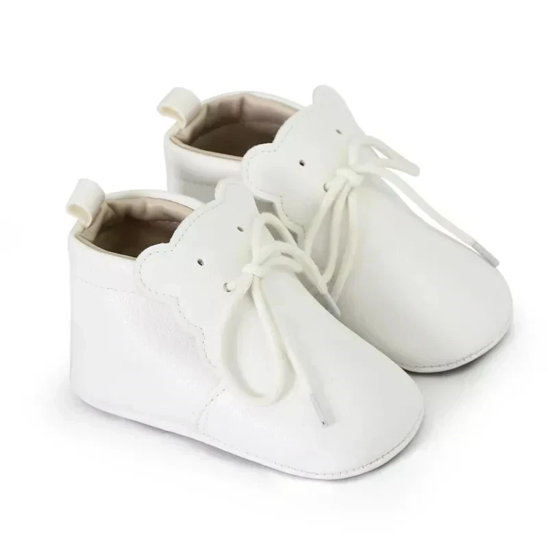 ZAPATITOS BLANCO CORDONES 