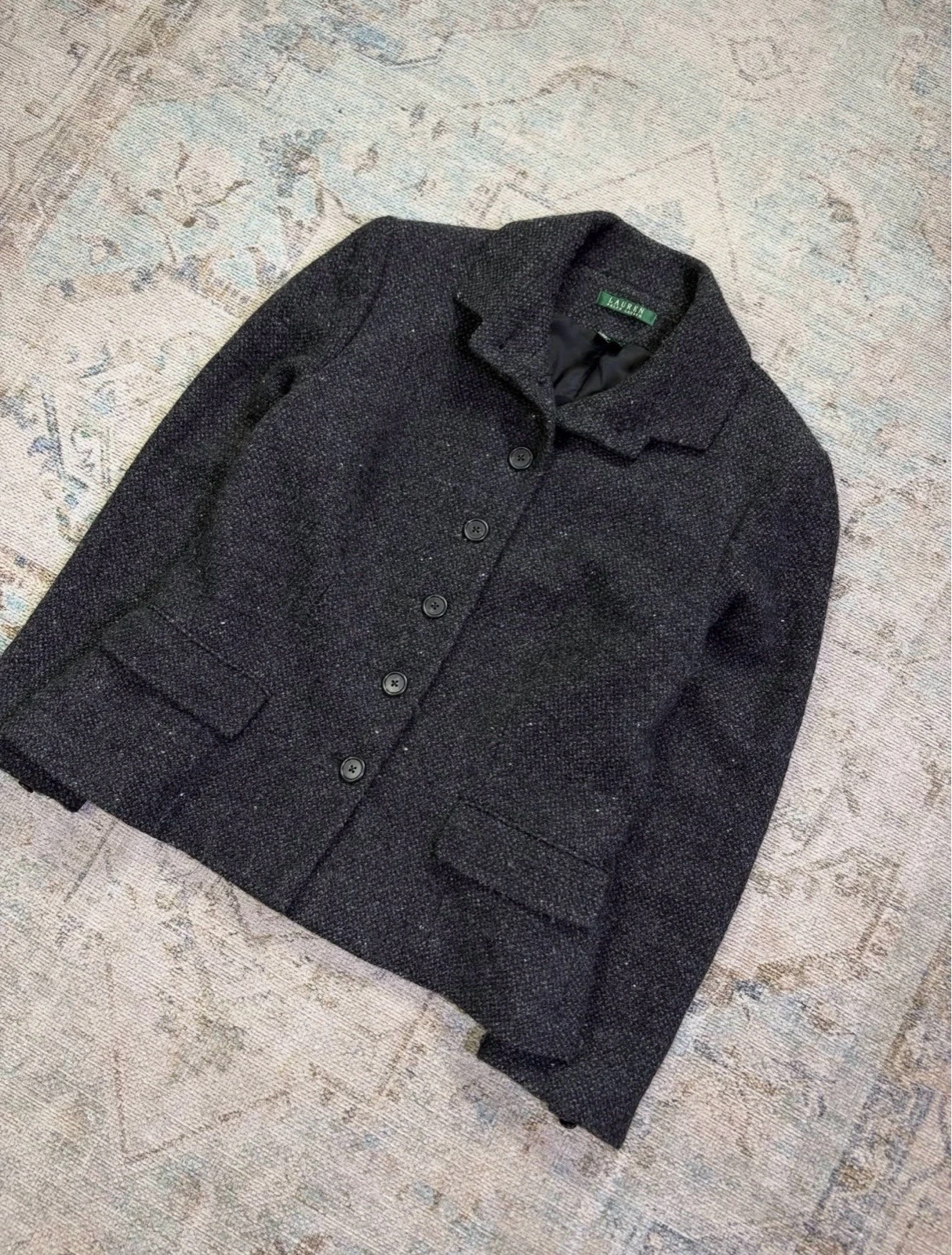 Blazer Lauren Ralph Lauren de 78% lana Wool y poliamida color gris oscuro. 2