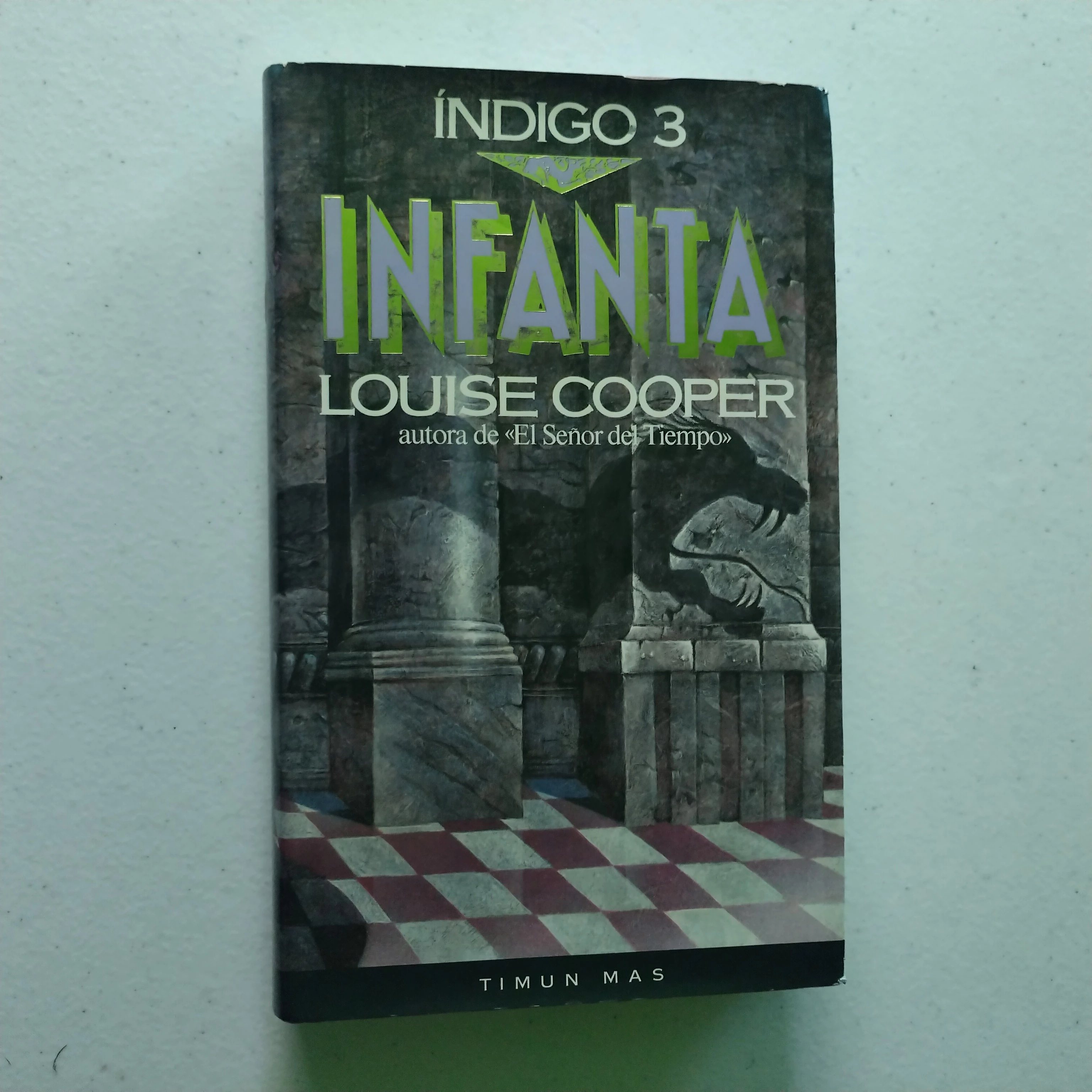 Infanta, Louise Cooper, usado