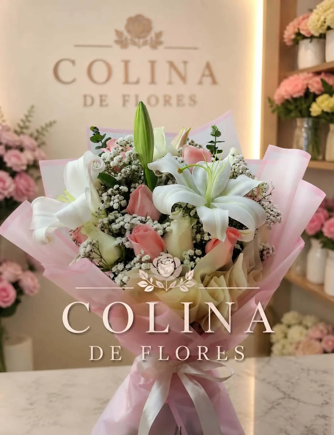 Lirios y rosas 