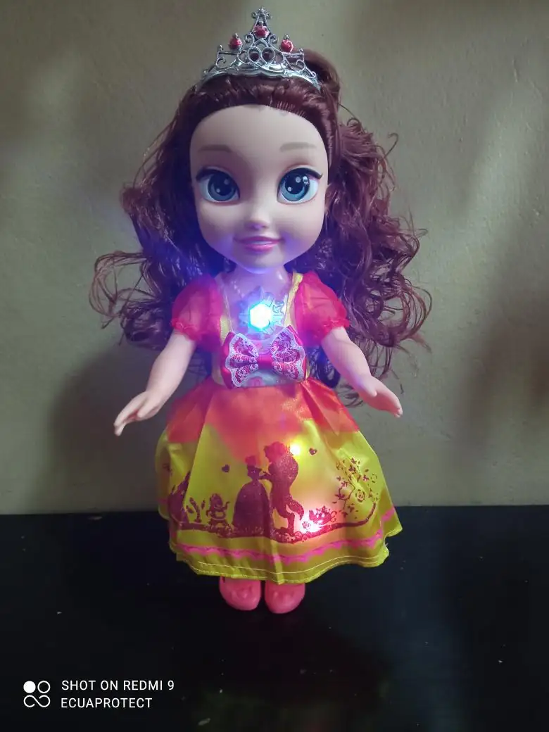 MUÑECA DISNEY BELLA 👑