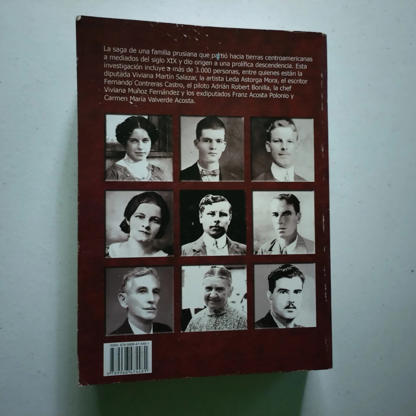 La familia Steffen, Albán y Ligia Cambronero, usado 2