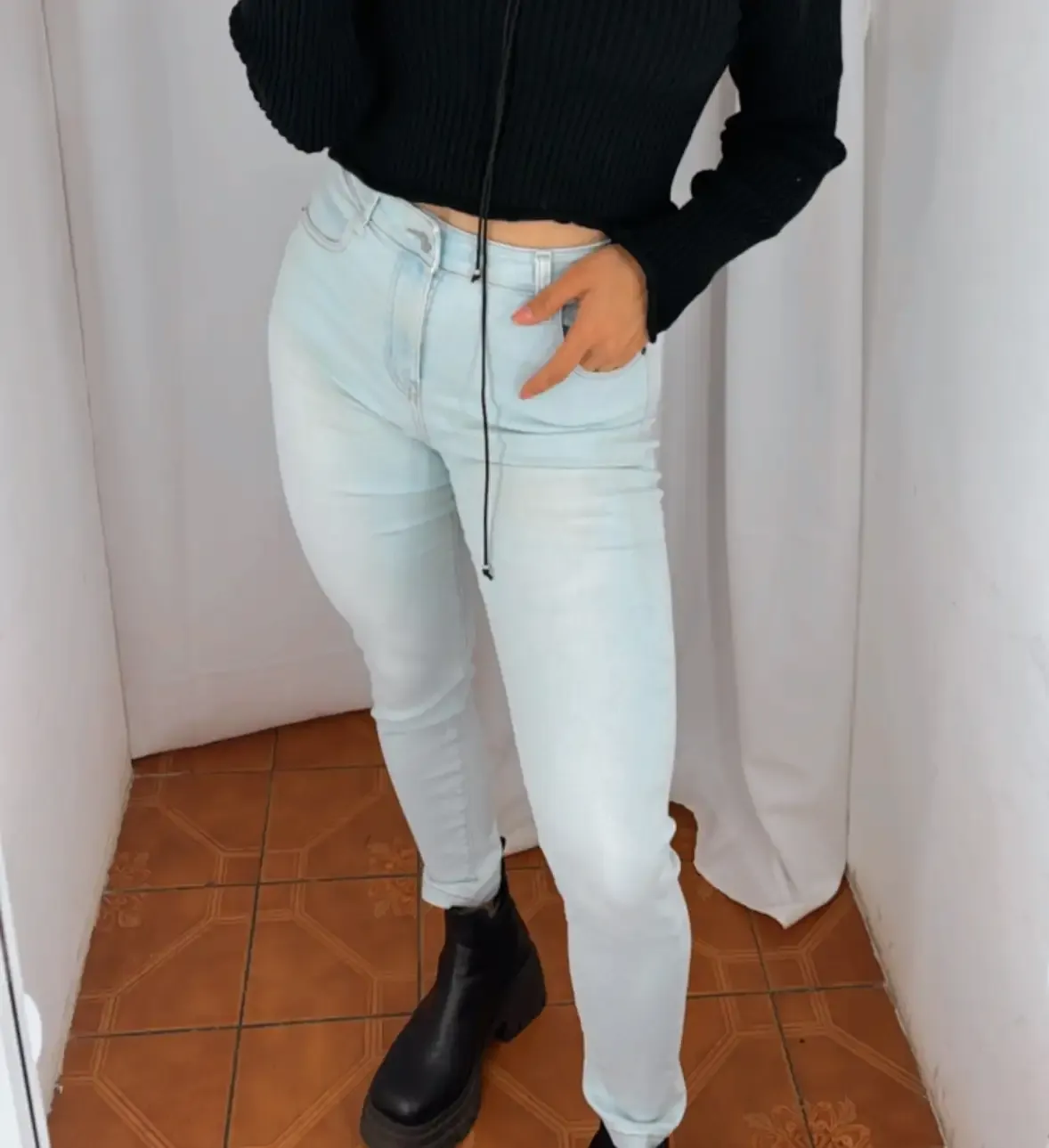 Skinny light blue 2