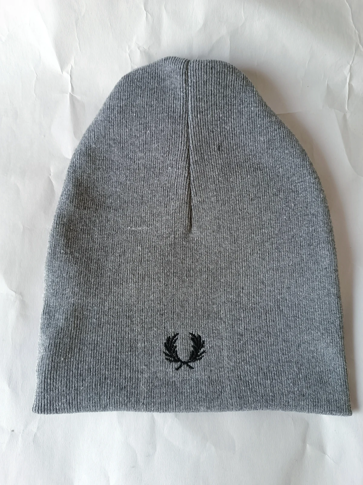Gorro tejido gris 2