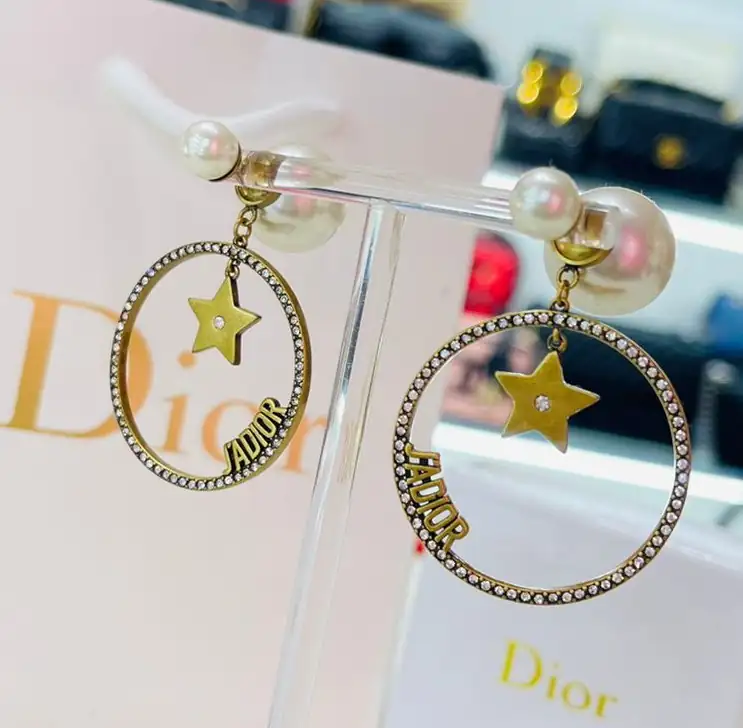 Dior