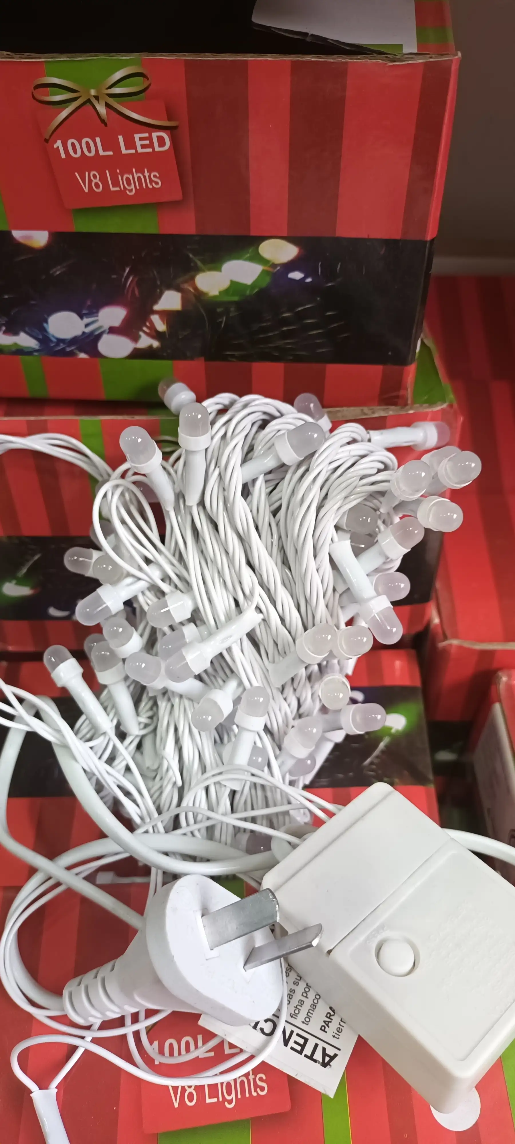 Luces de navidad y decoraciones