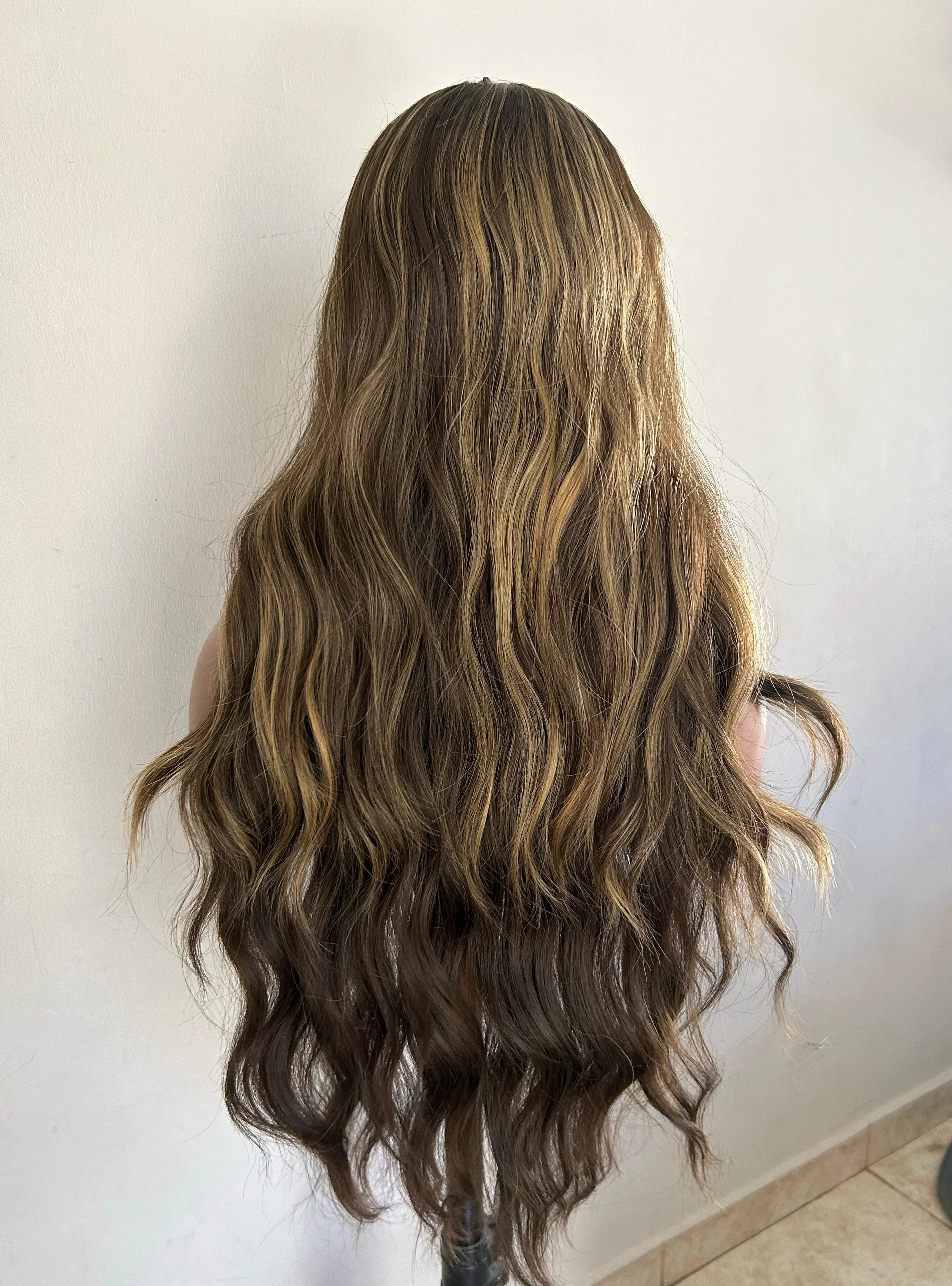 Peluca chocolate con highlight  3