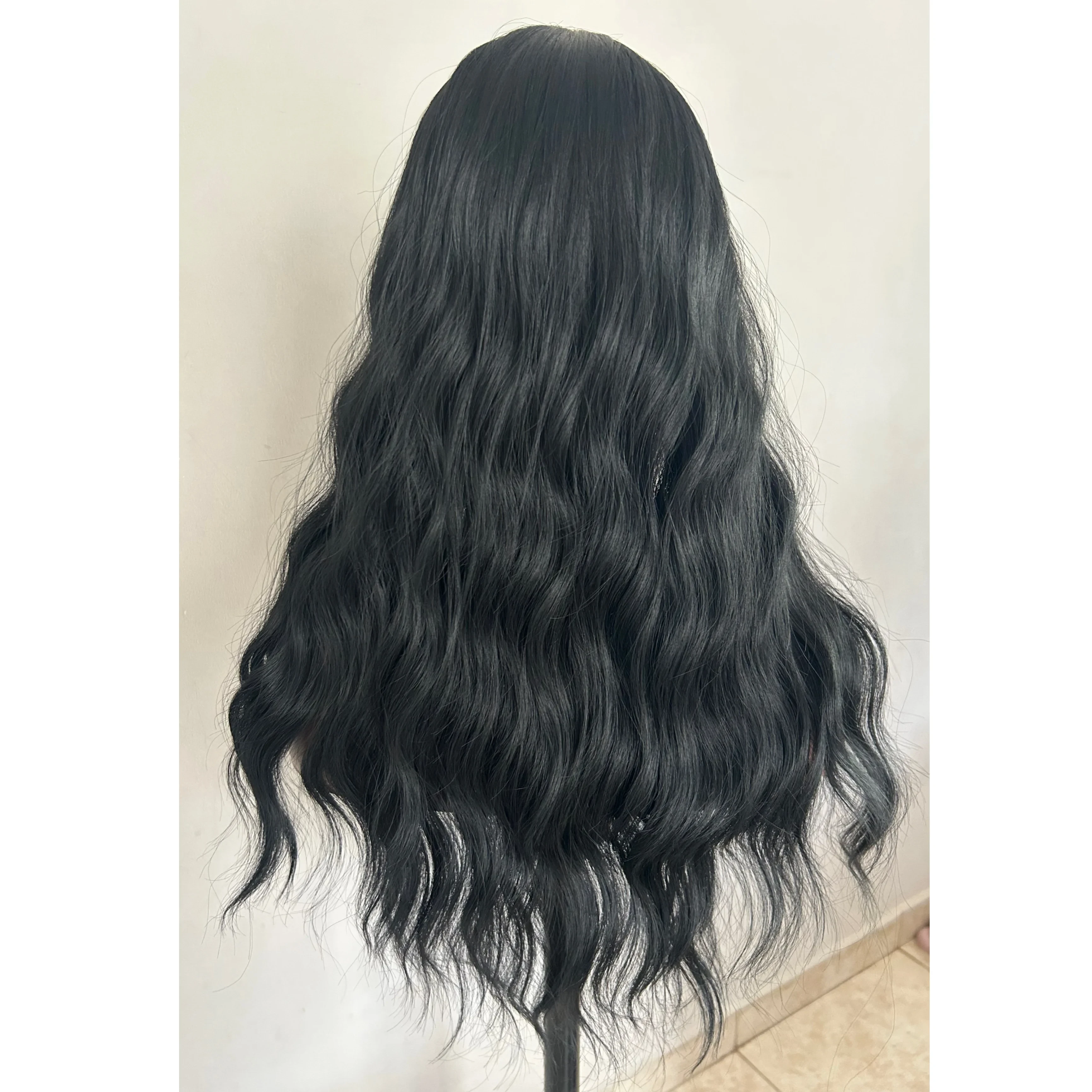 Peluca Negra 20” ondulada  3