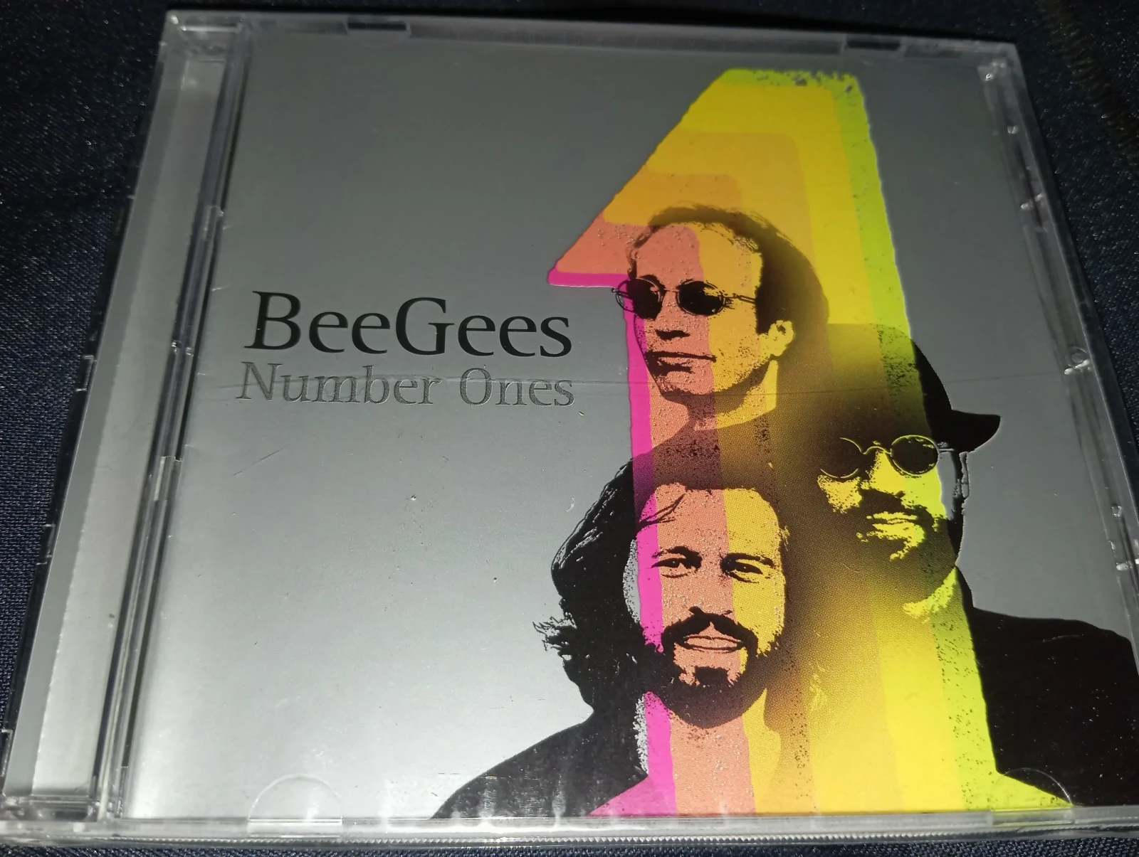Bee Gees - Number Ones (CHILE)