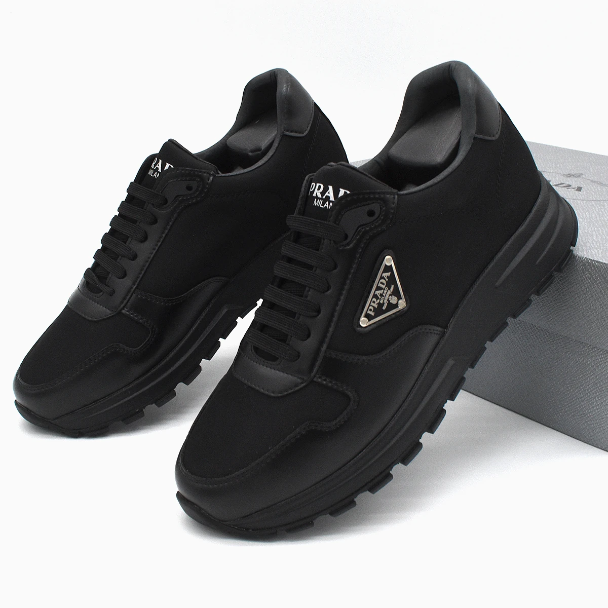 Prada PRAX 01 Zapatillas Re-Nylon Piel Cepillada Negro Negro