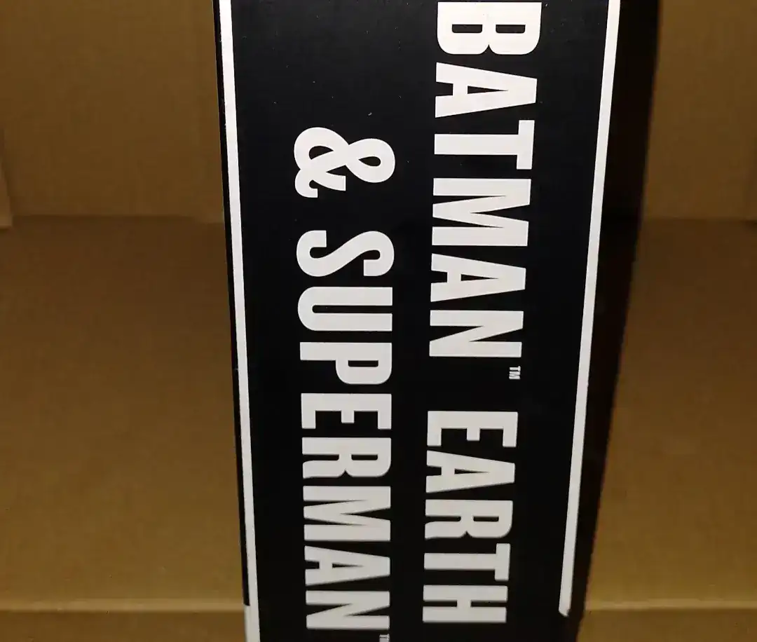 Mcfarlane DC Multiverse Batman earth 1 (devastador) vs Superman  3