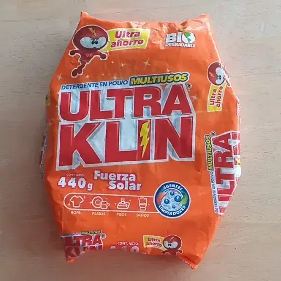Jabón en polvo Ultra klin  de 440 g