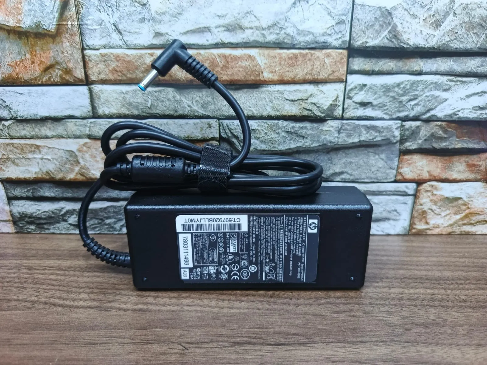 CARGADOR LAPTOP HP90WM 19.5V-4.62A PUNTA AZUL