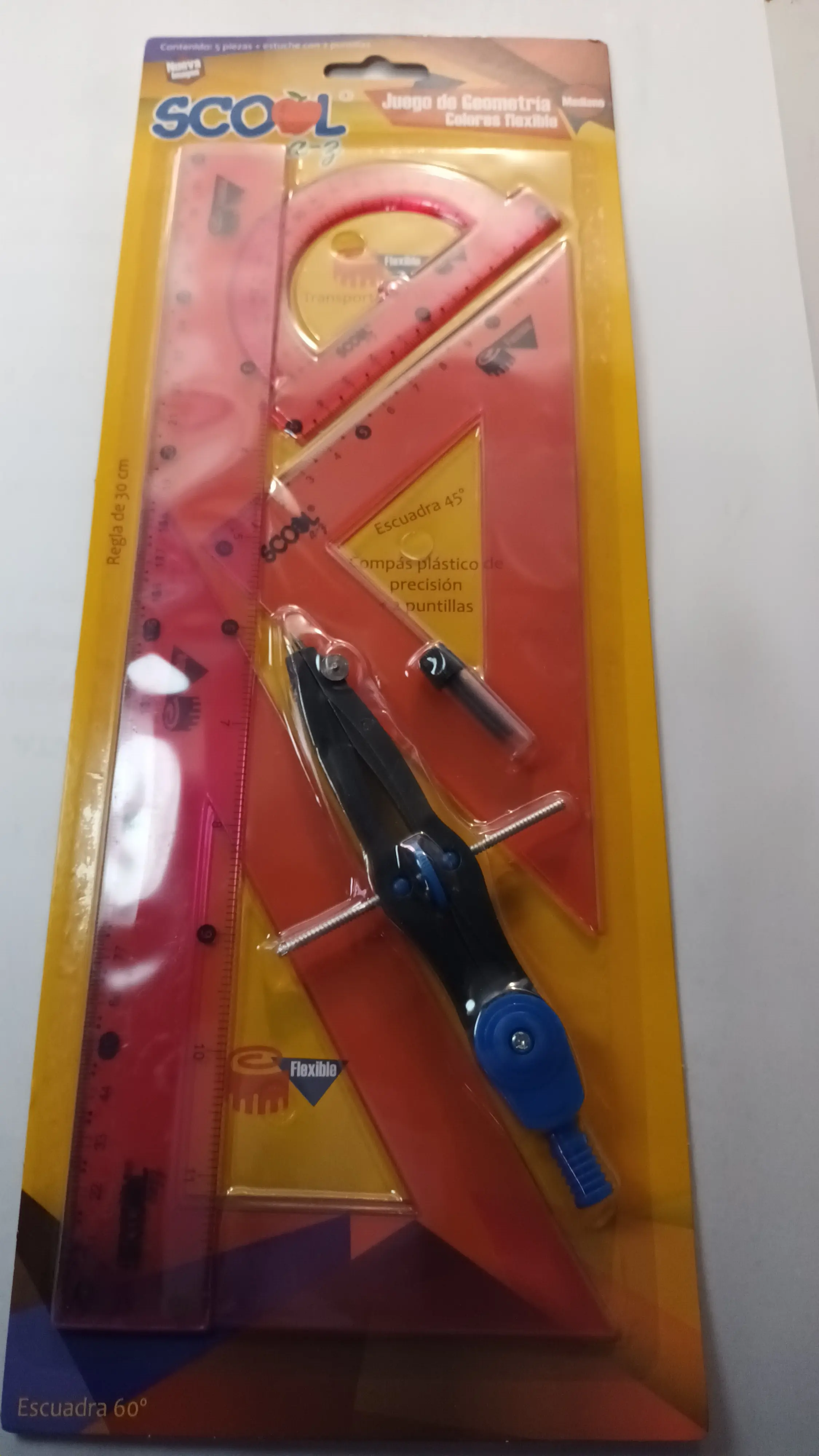 JUEGO DE GEOMETRÍA FLEXIBLE SCOOL