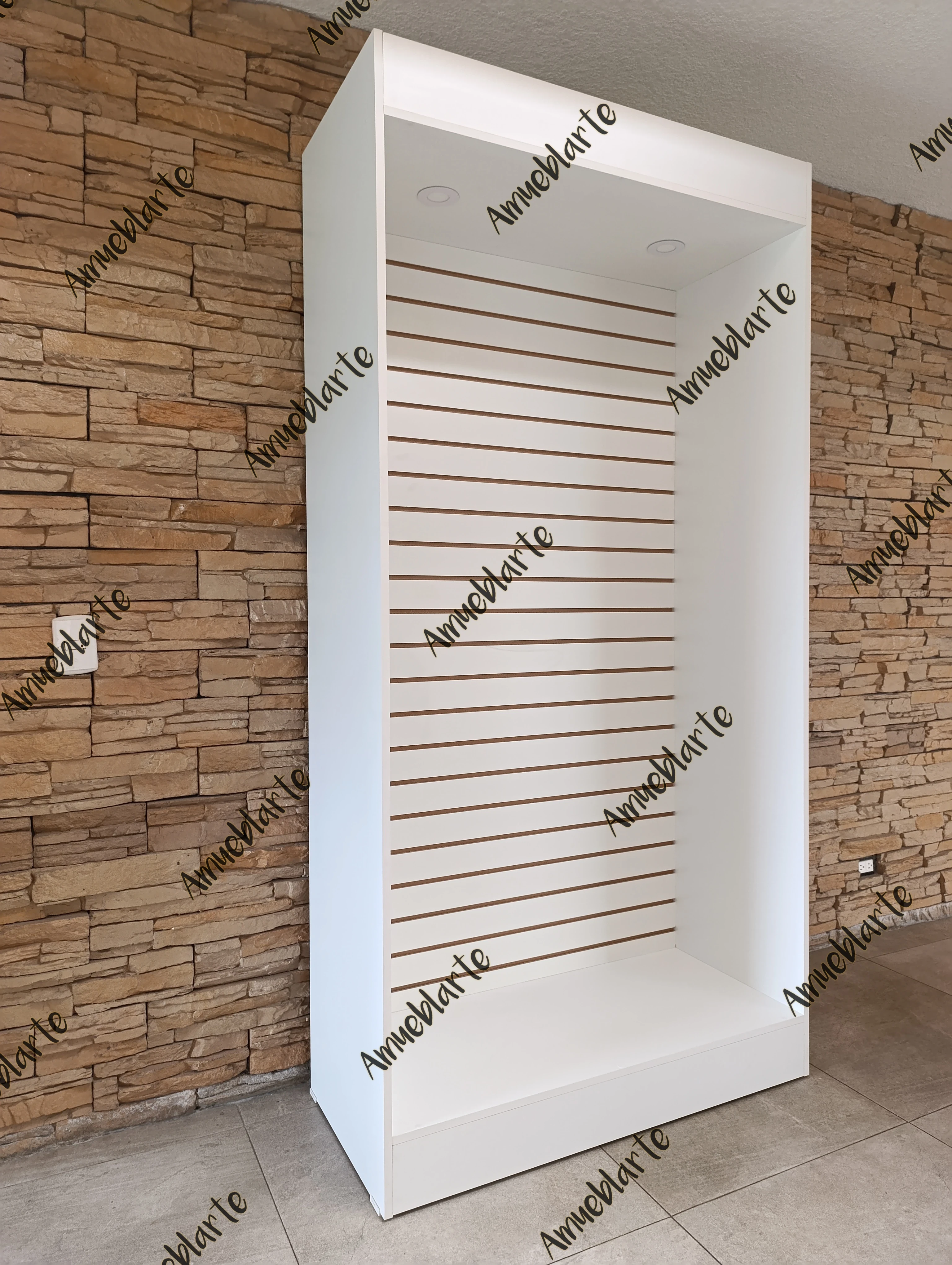  Mostrador panel ranurado XL 3