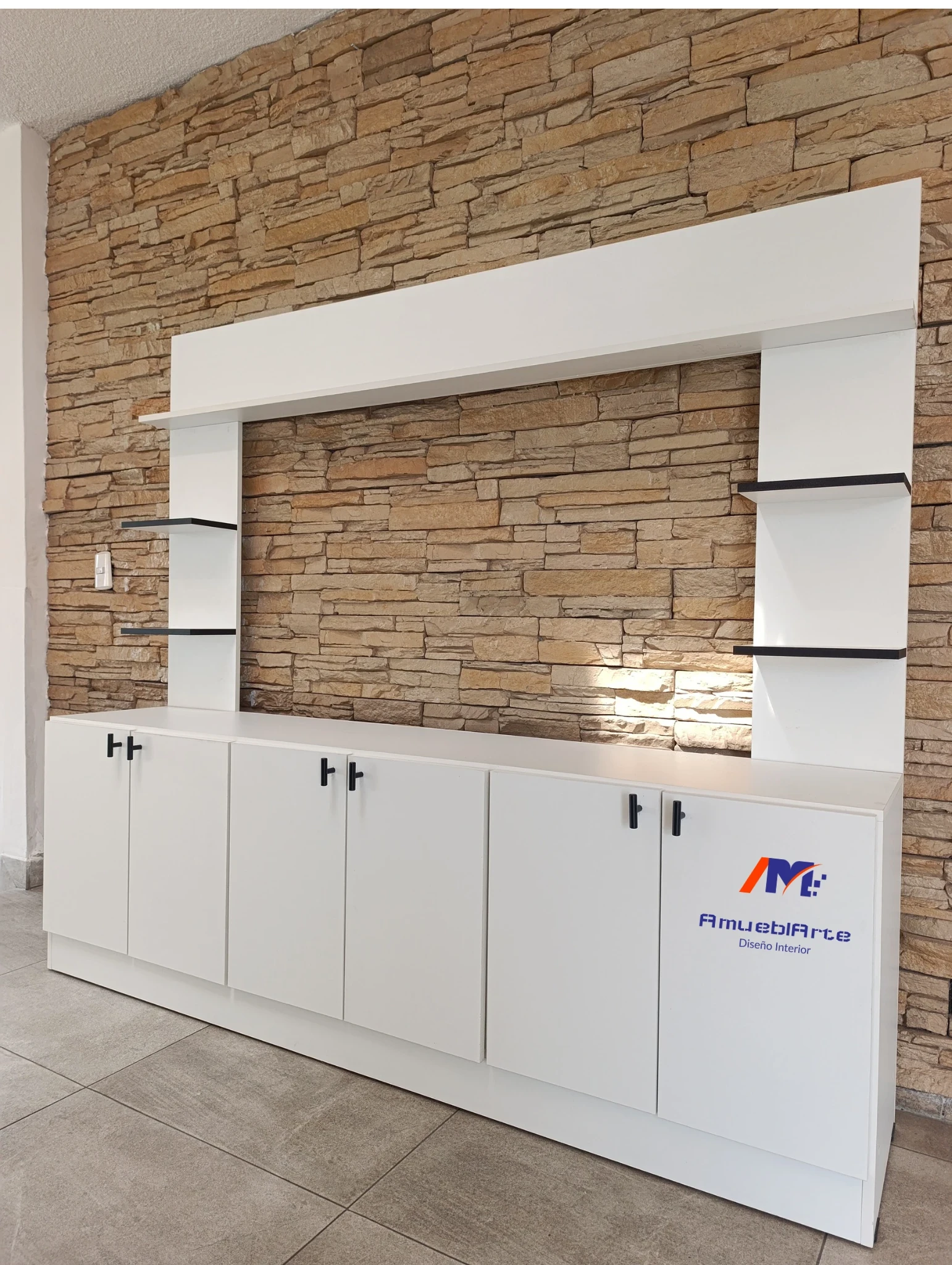 Centro de entretenimiento M5 2