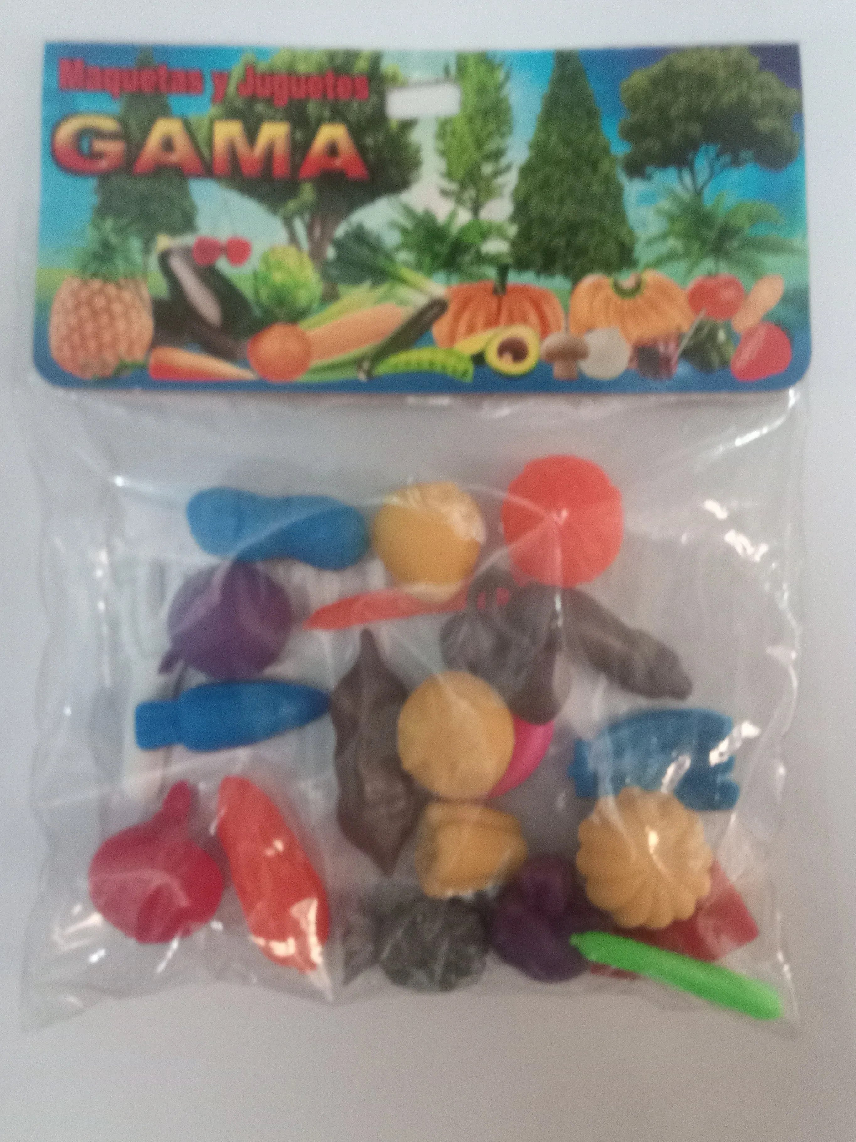 Frutas de plástico 