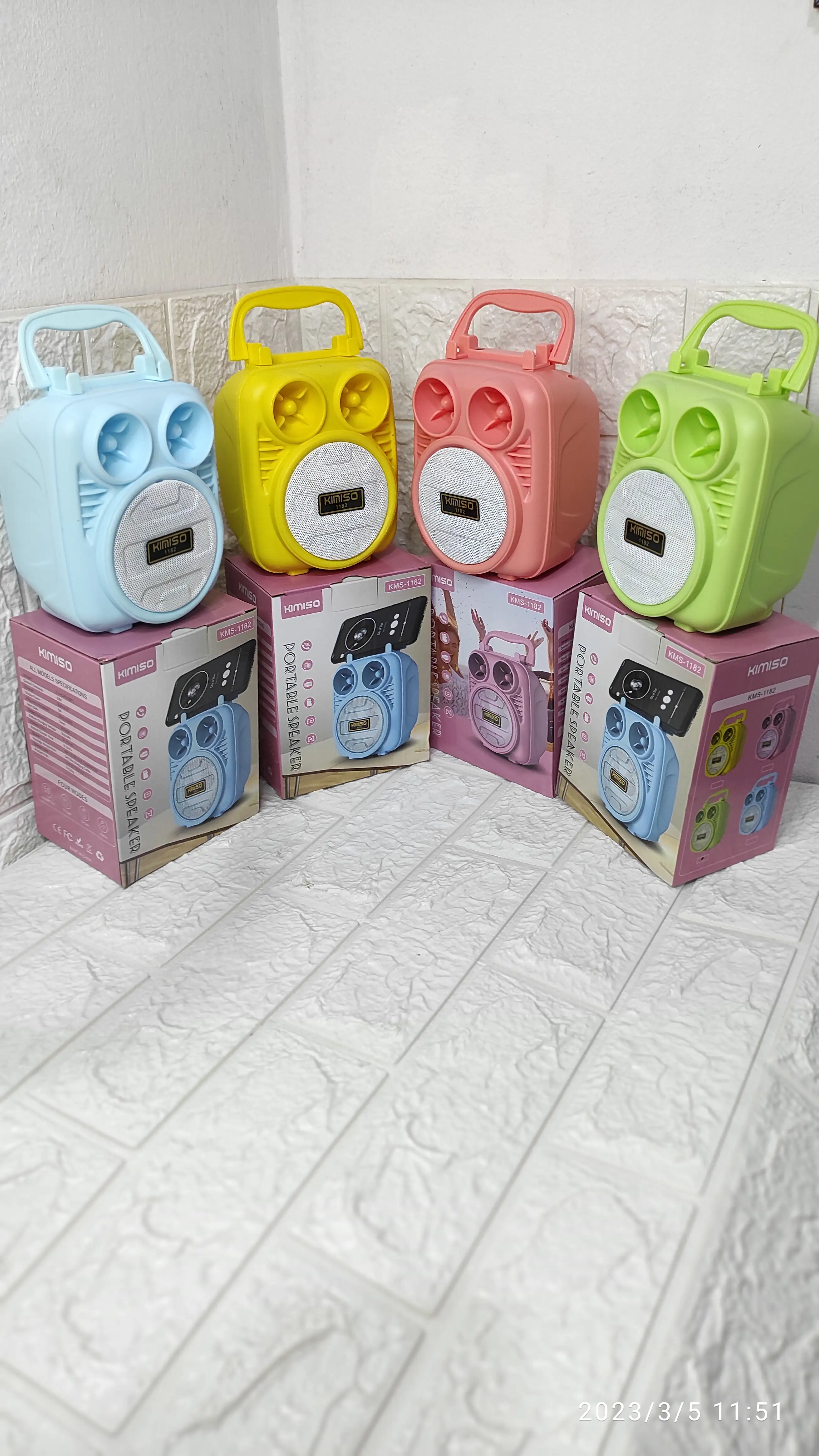 Parlante Bluetooth Kimiso KMS -1182 3