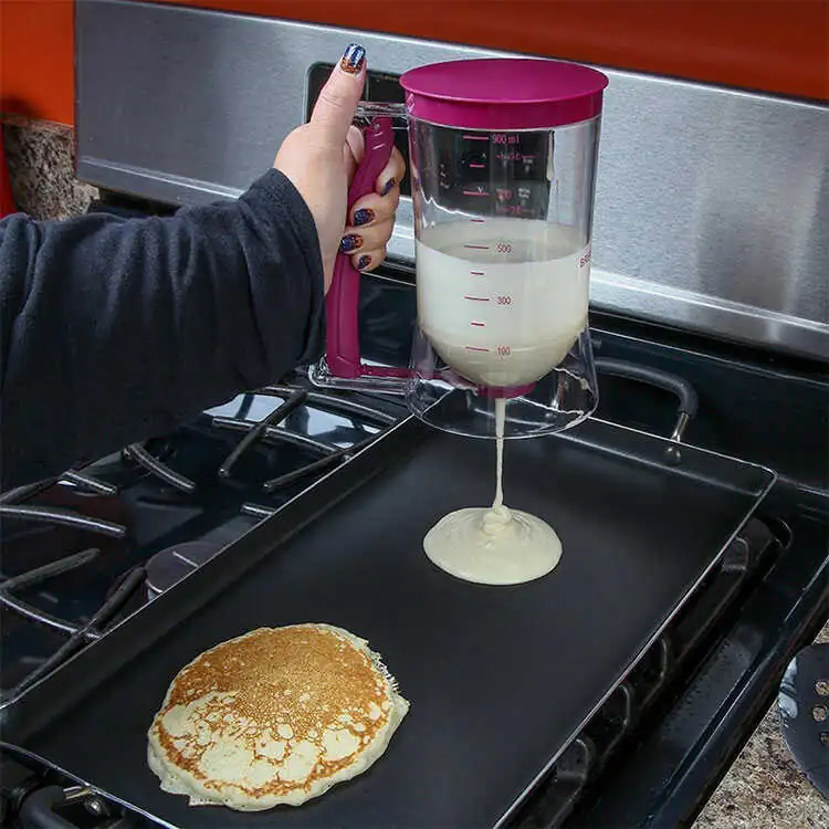 DISPENSADOR DE MEZCLA PARA PANCAKES 3