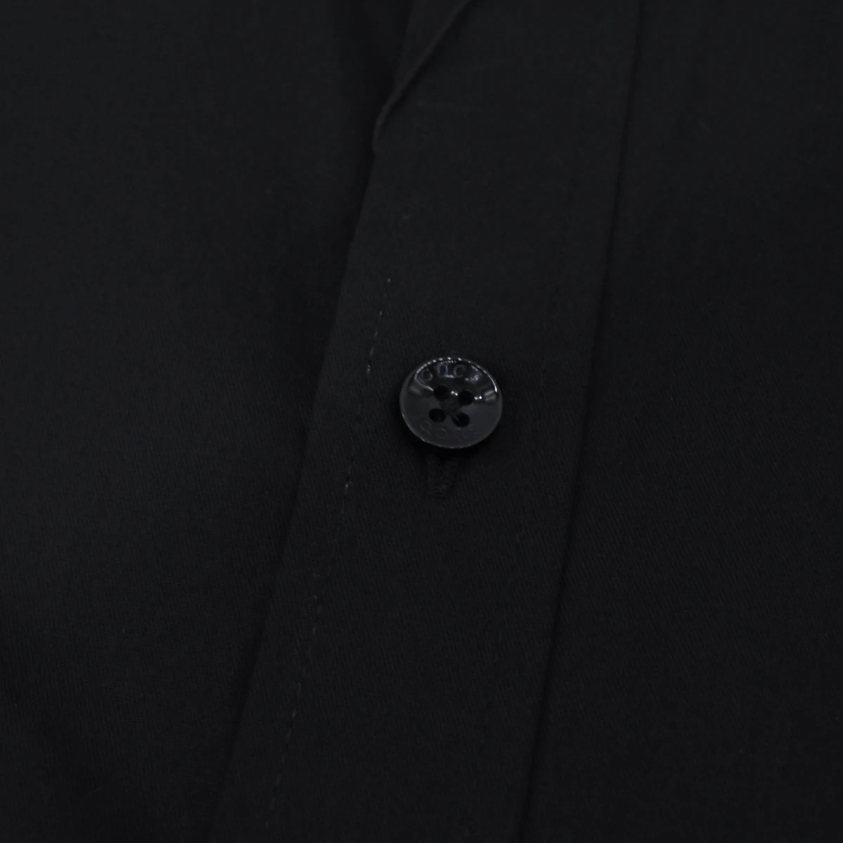 Camisa Manga Larga Gucci negra 3