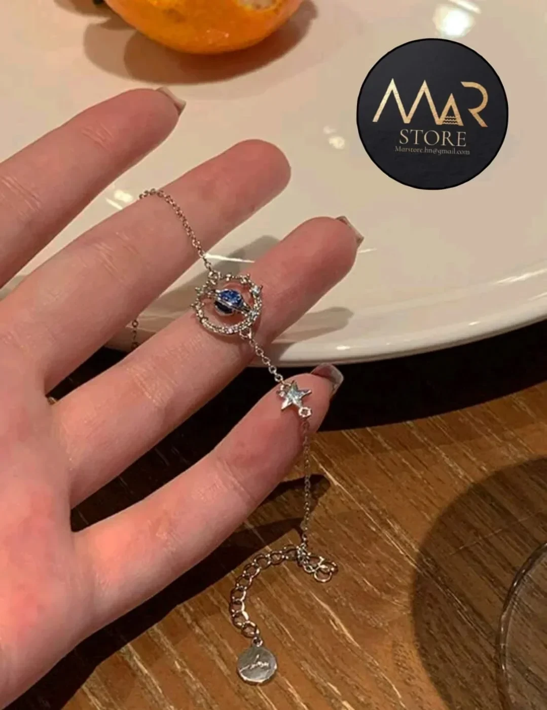 Pulsera decorada con estrella, luna y planeta azul fantasía fina