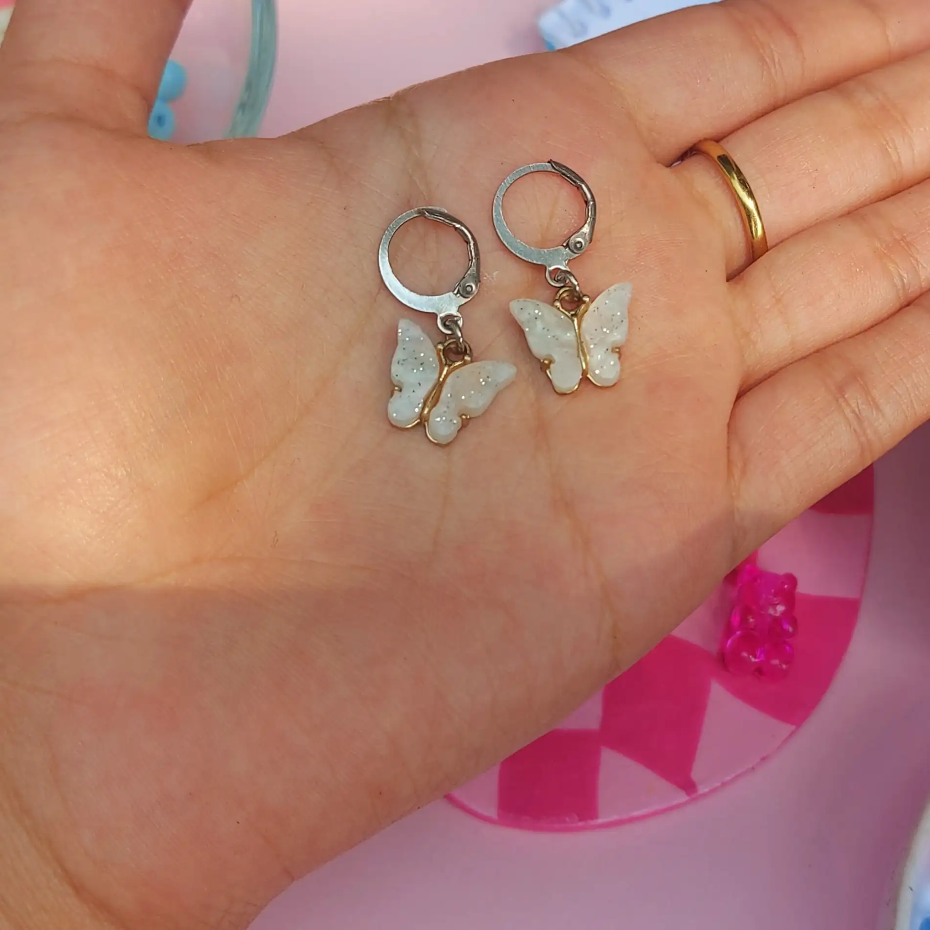 Aretes de mariposa