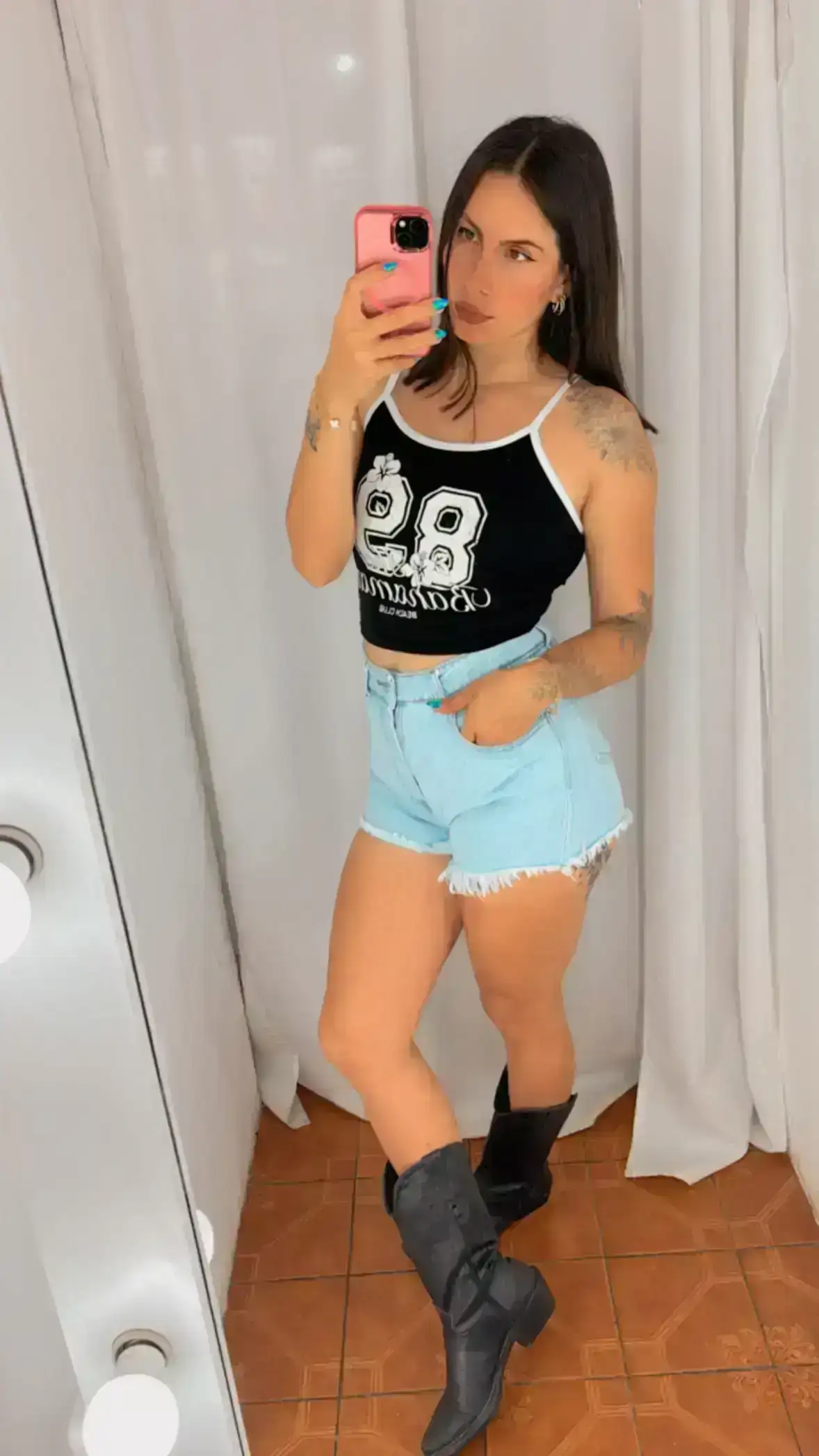 Short celeste 4