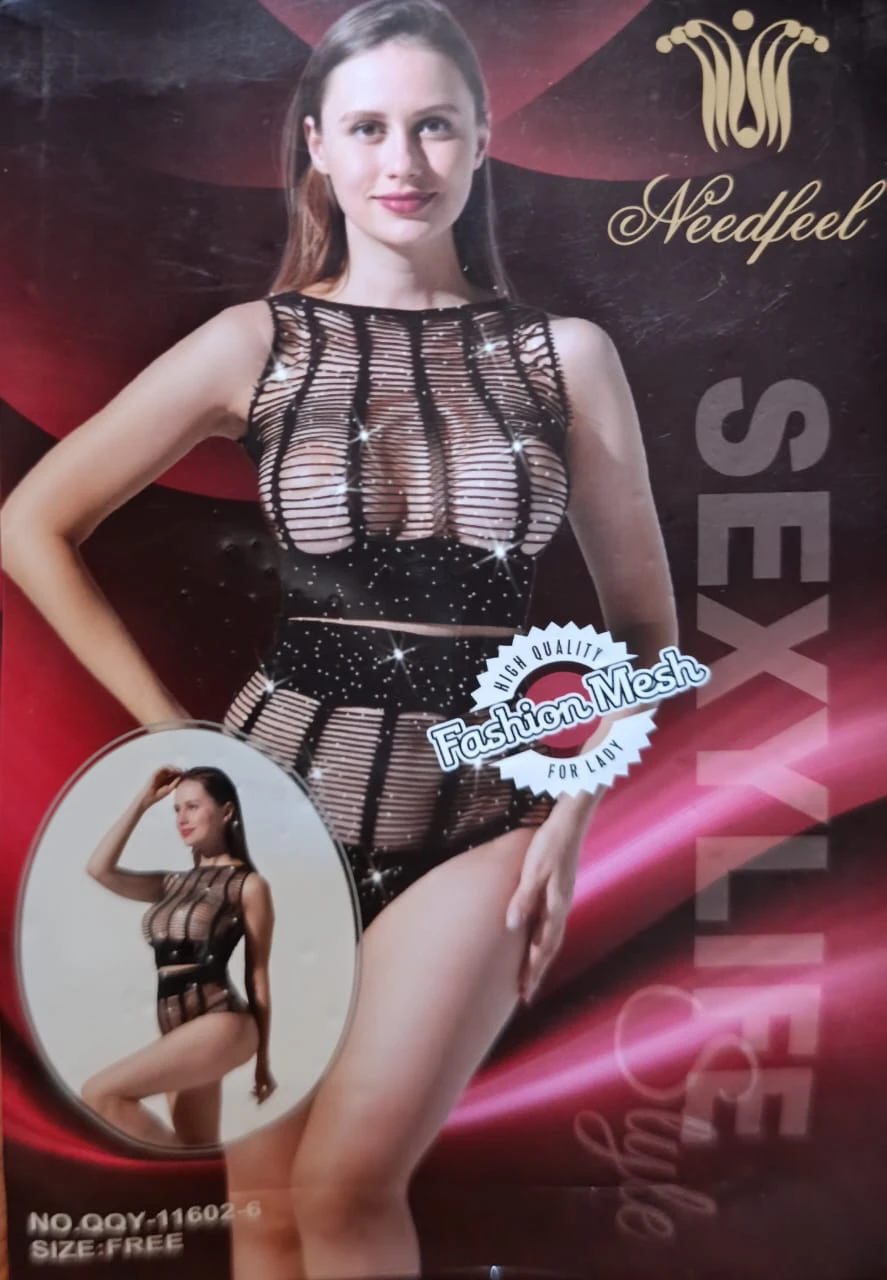 Conjunto con stras