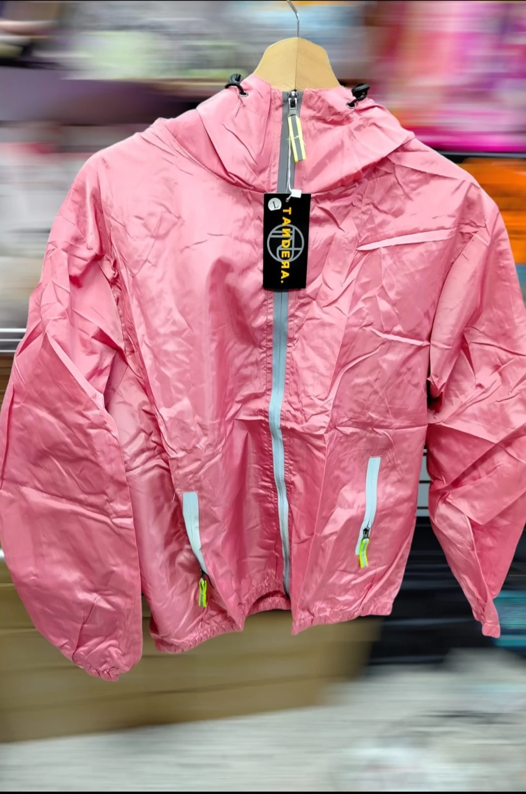Chamarra impermeable 