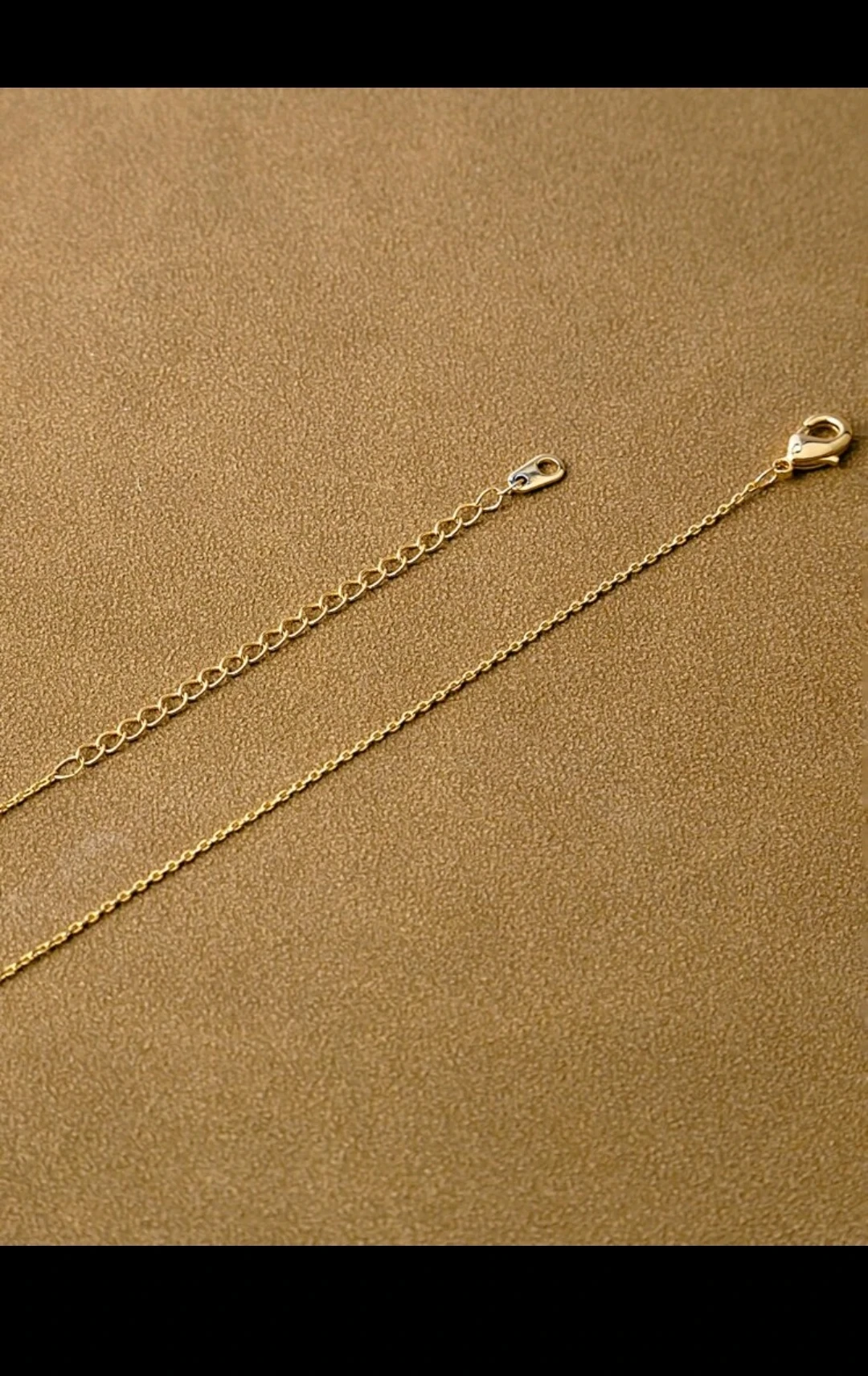 Set de collar y pendientes con diseño de corazón y latidos  2